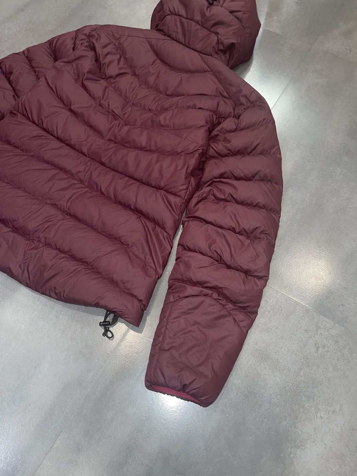 Arc'teryx Arc'Teryx Cerium Lt Hoody Technical Burgundy Puffer Jacket Size S / US 4 / IT 40 - 8 Thumbnail