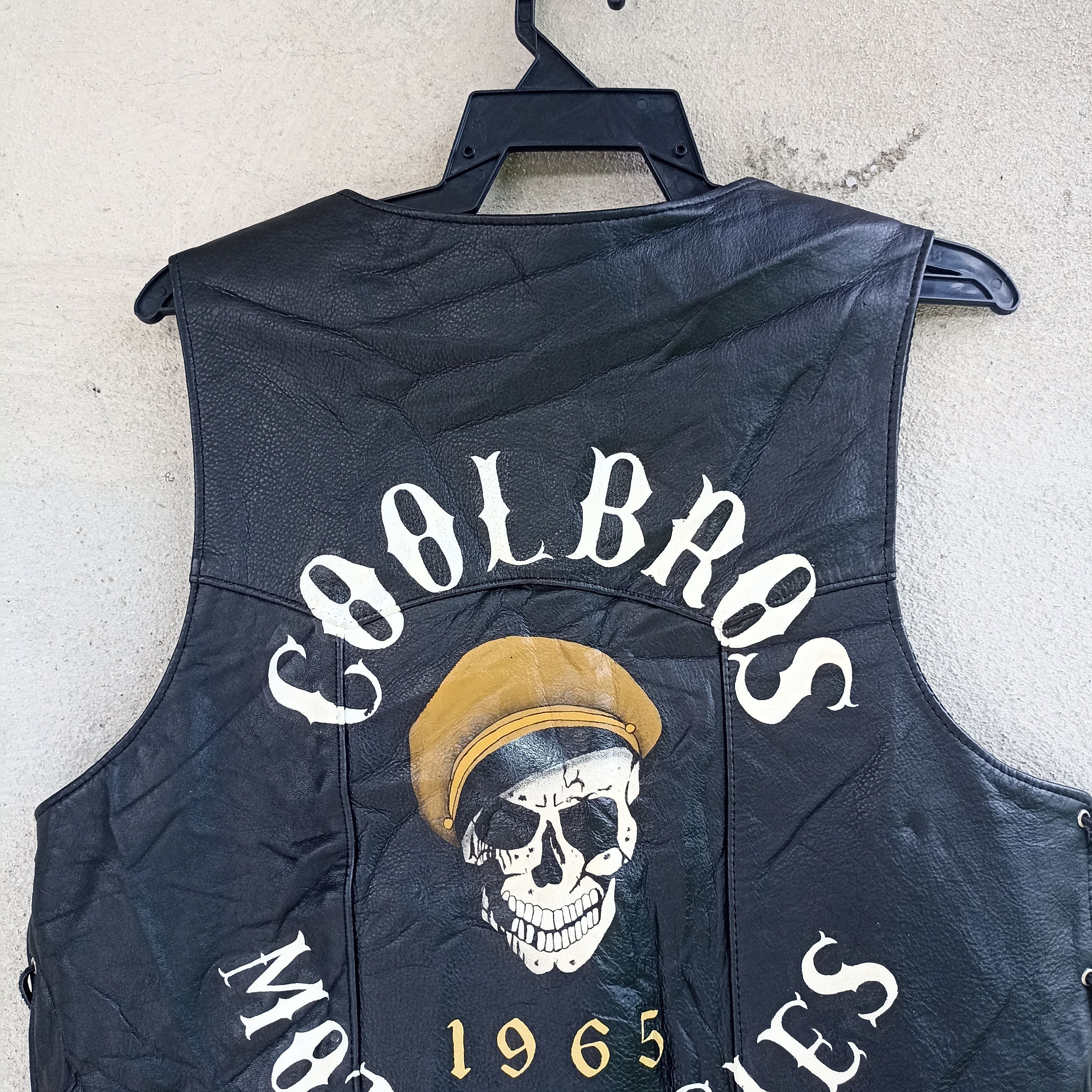 Leather CoolBros Motorcycle Skull Leather Black Vest Size US L / EU 52-54 / 3 - 14 Thumbnail