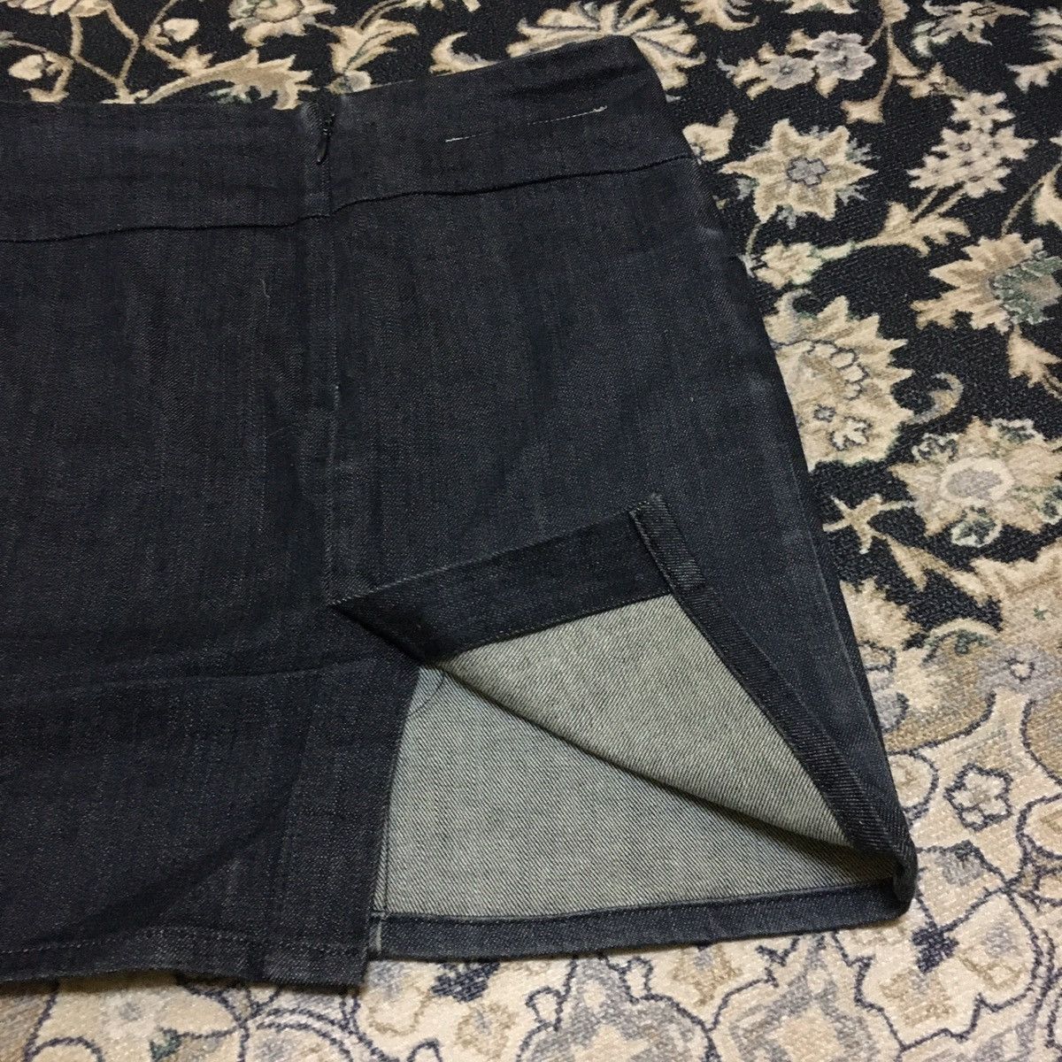 Maison Margiela Maison Margiela MM6 Mini Skirt Size 30" / US 8 / IT 44 - 4 Thumbnail
