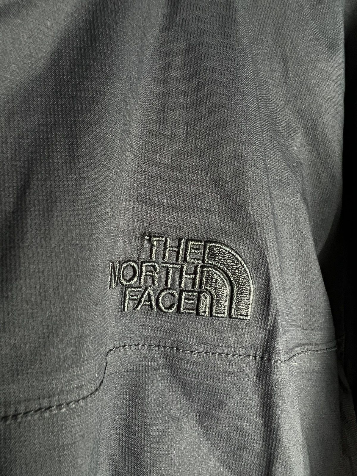 The North Face The North Face all black logo hyvent jacket Size US XL / EU 56 / 4 - 3 Thumbnail