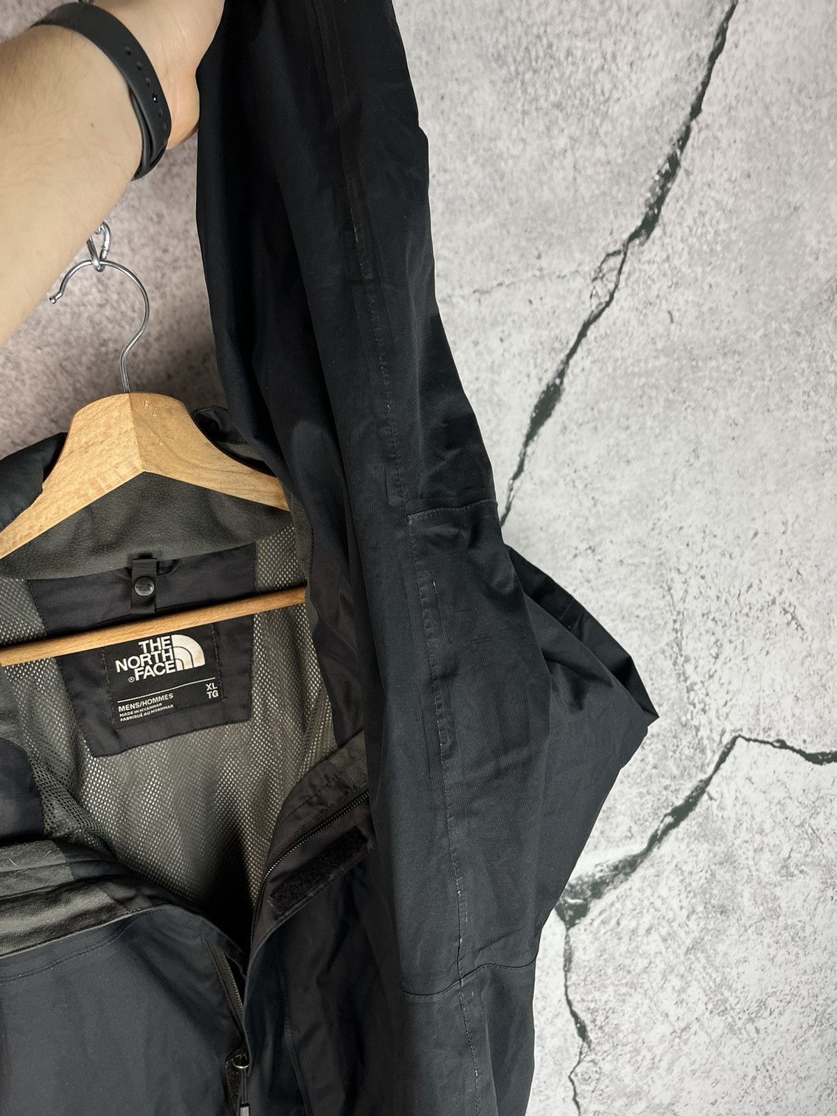 The North Face The North Face all black logo hyvent jacket Size US XL / EU 56 / 4 - 8 Thumbnail