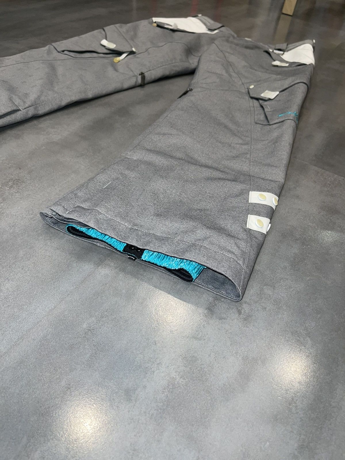 Oakley Oakley Technical Cargo Grey White Ski Pants Size US 30 / EU 46 - 8 Thumbnail