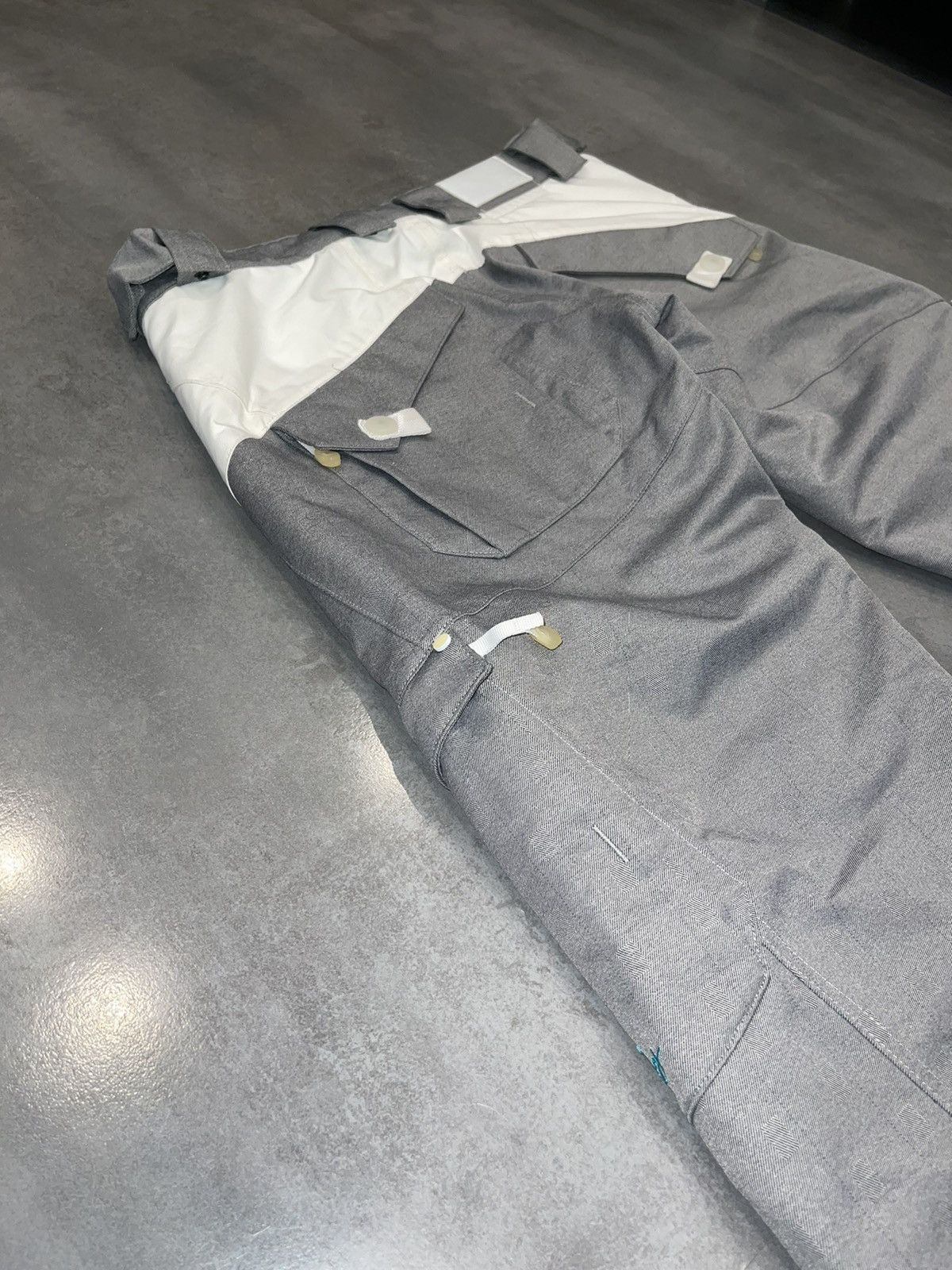 Oakley Oakley Technical Cargo Grey White Ski Pants Size US 30 / EU 46 - 17 Thumbnail
