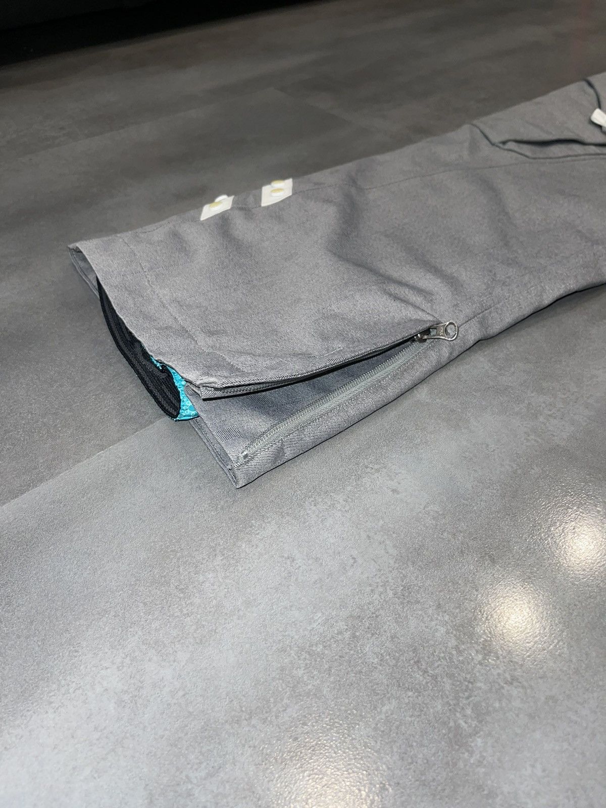 Oakley Oakley Technical Cargo Grey White Ski Pants Size US 30 / EU 46 - 11 Thumbnail