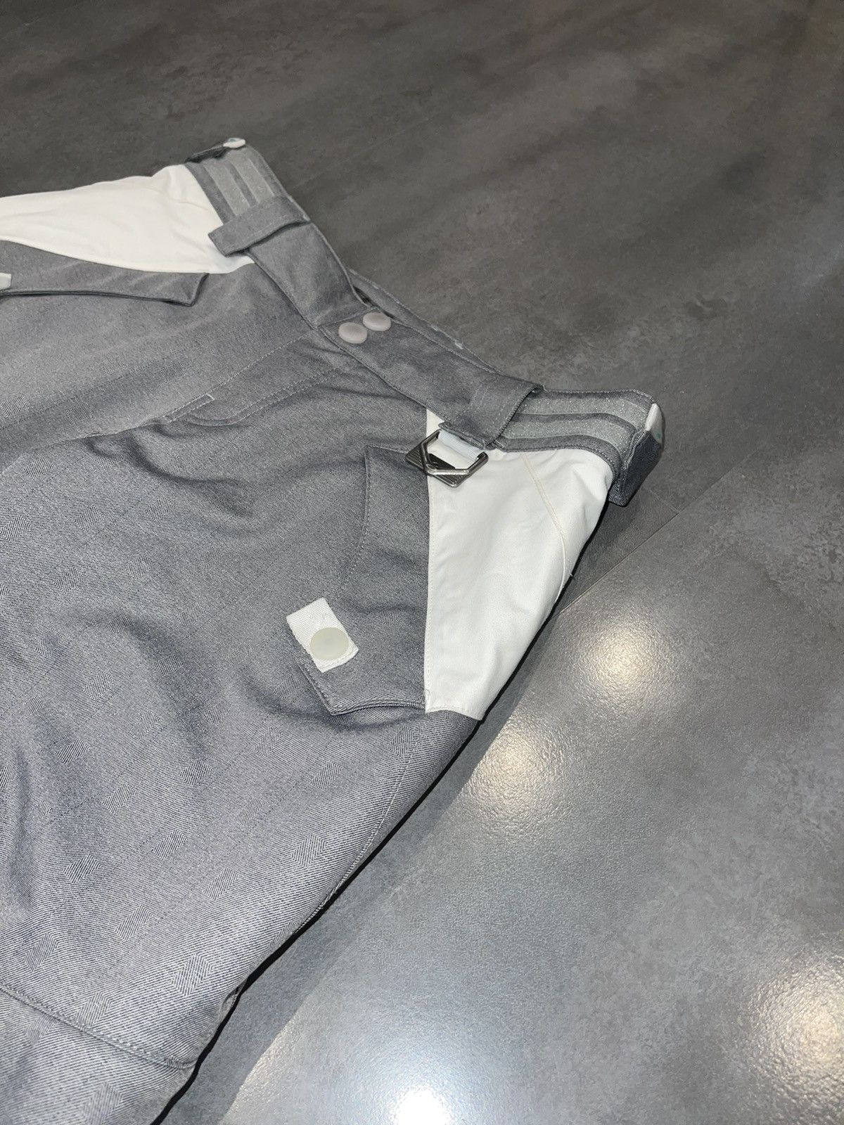 Oakley Oakley Technical Cargo Grey White Ski Pants Size US 30 / EU 46 - 14 Thumbnail