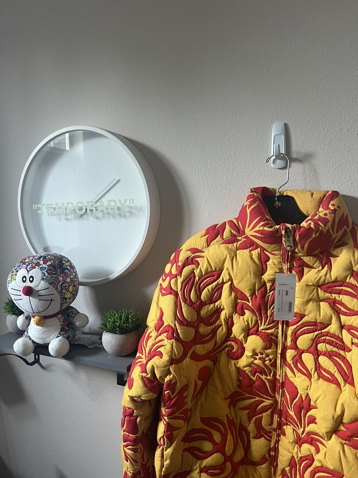 ERL ERL Printed Quilted Puffer Jacket in Tropical Flowers Size US L / EU 52-54 / 3 - 3 Thumbnail