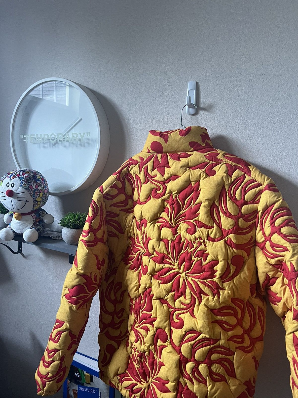 ERL ERL Printed Quilted Puffer Jacket in Tropical Flowers Size US L / EU 52-54 / 3 - 9 Thumbnail