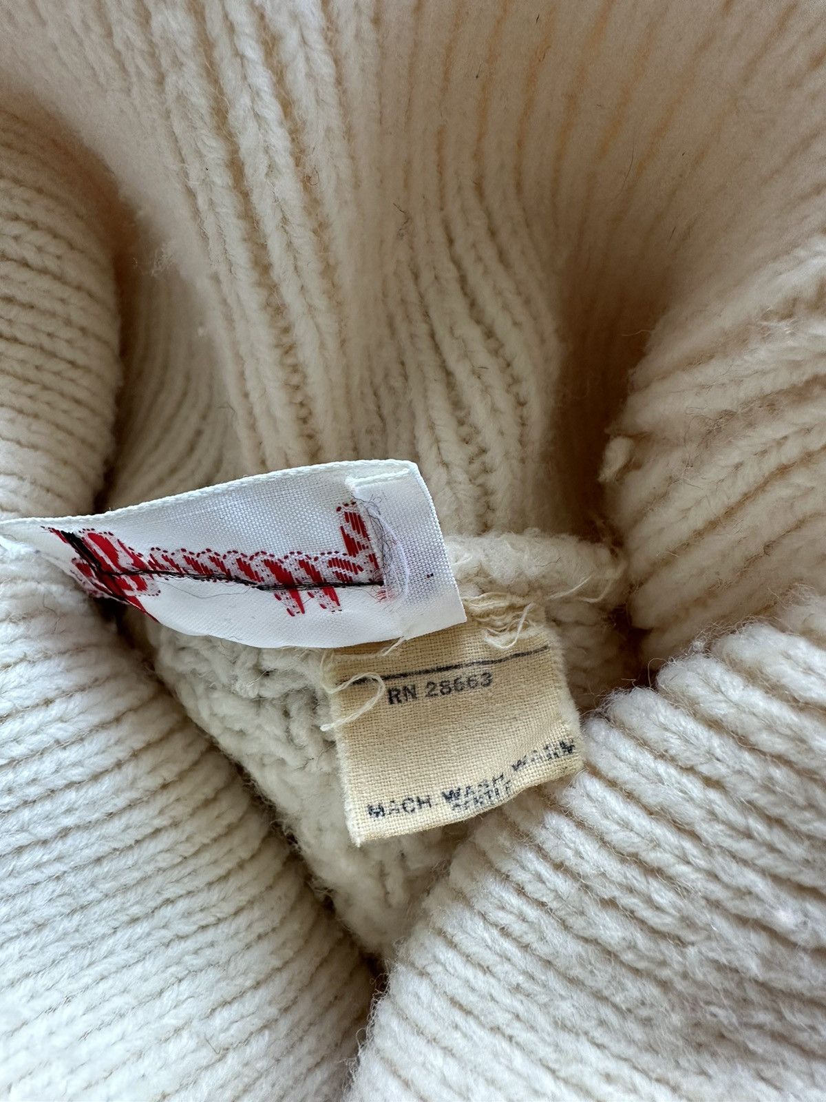 Vintage 1960s Turtle-Neck Knit Patterned Sweater Size US S / EU 44-46 / 1 - 8 Thumbnail