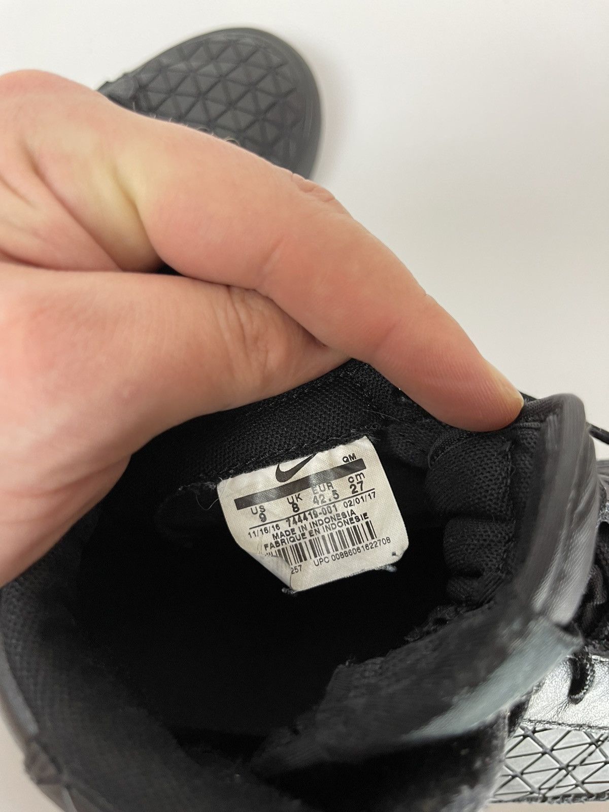 Nike Nike Blazer Mid Metric Black | Black 2017 hi top sneakers Size US 9 / EU 42 - 8 Thumbnail