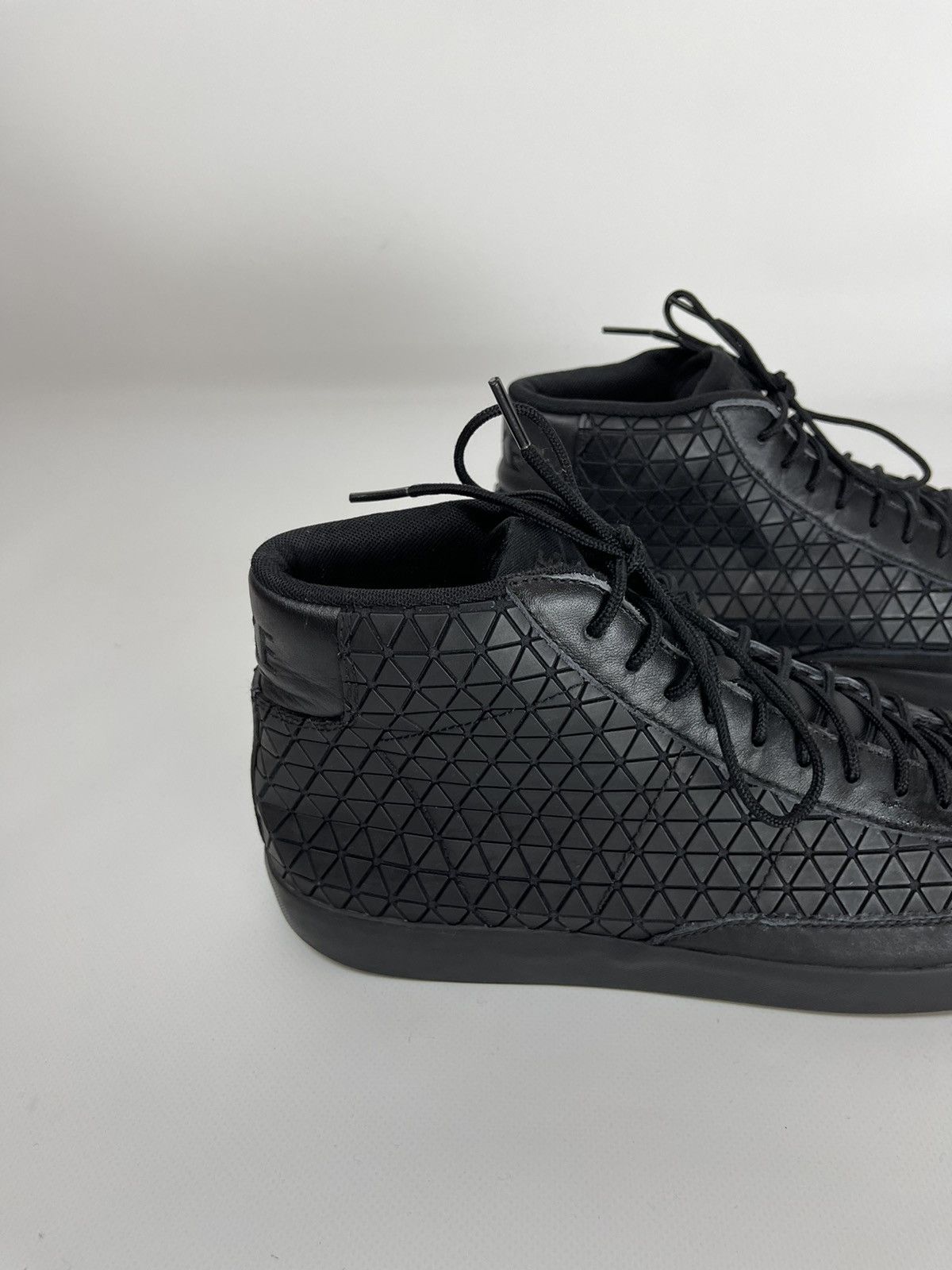Nike Nike Blazer Mid Metric Black | Black 2017 hi top sneakers Size US 9 / EU 42 - 2 Thumbnail