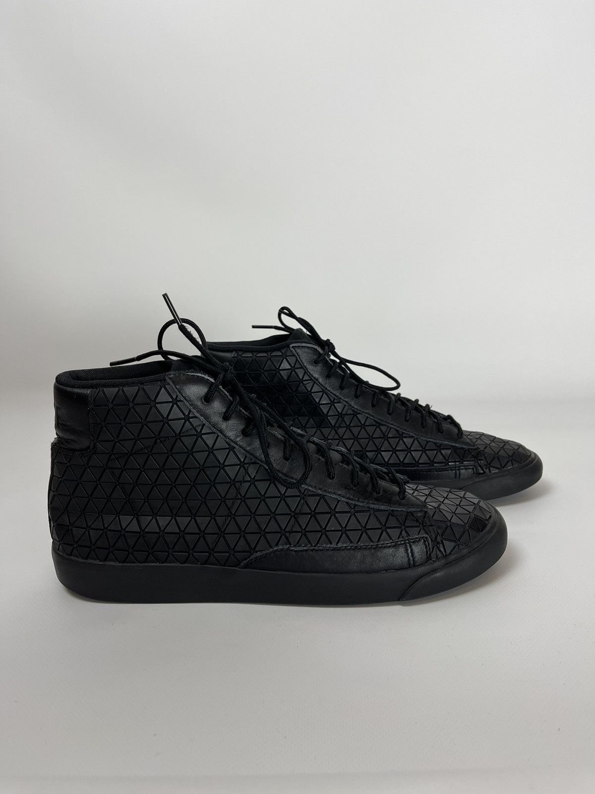 Nike Nike Blazer Mid Metric Black | Black 2017 hi top sneakers Size US 9 / EU 42 - 1 Thumbnail