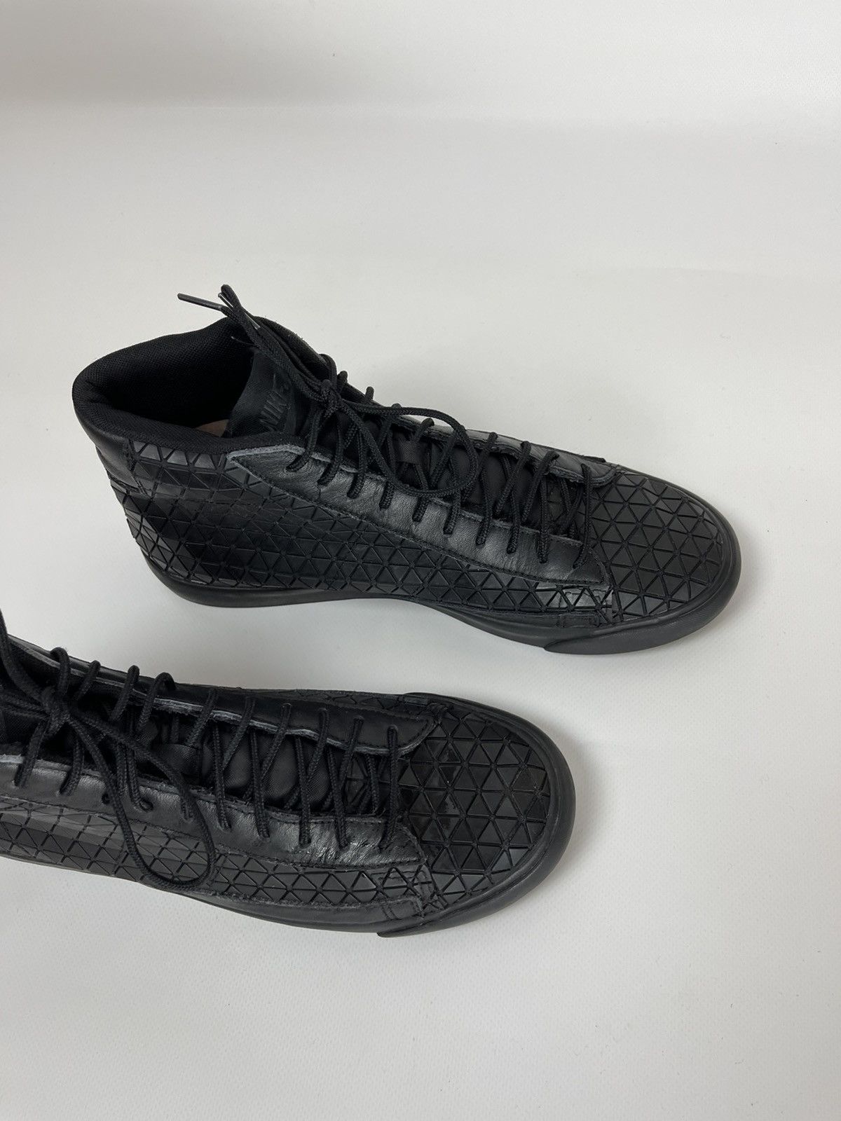 Nike Nike Blazer Mid Metric Black | Black 2017 hi top sneakers Size US 9 / EU 42 - 3 Thumbnail