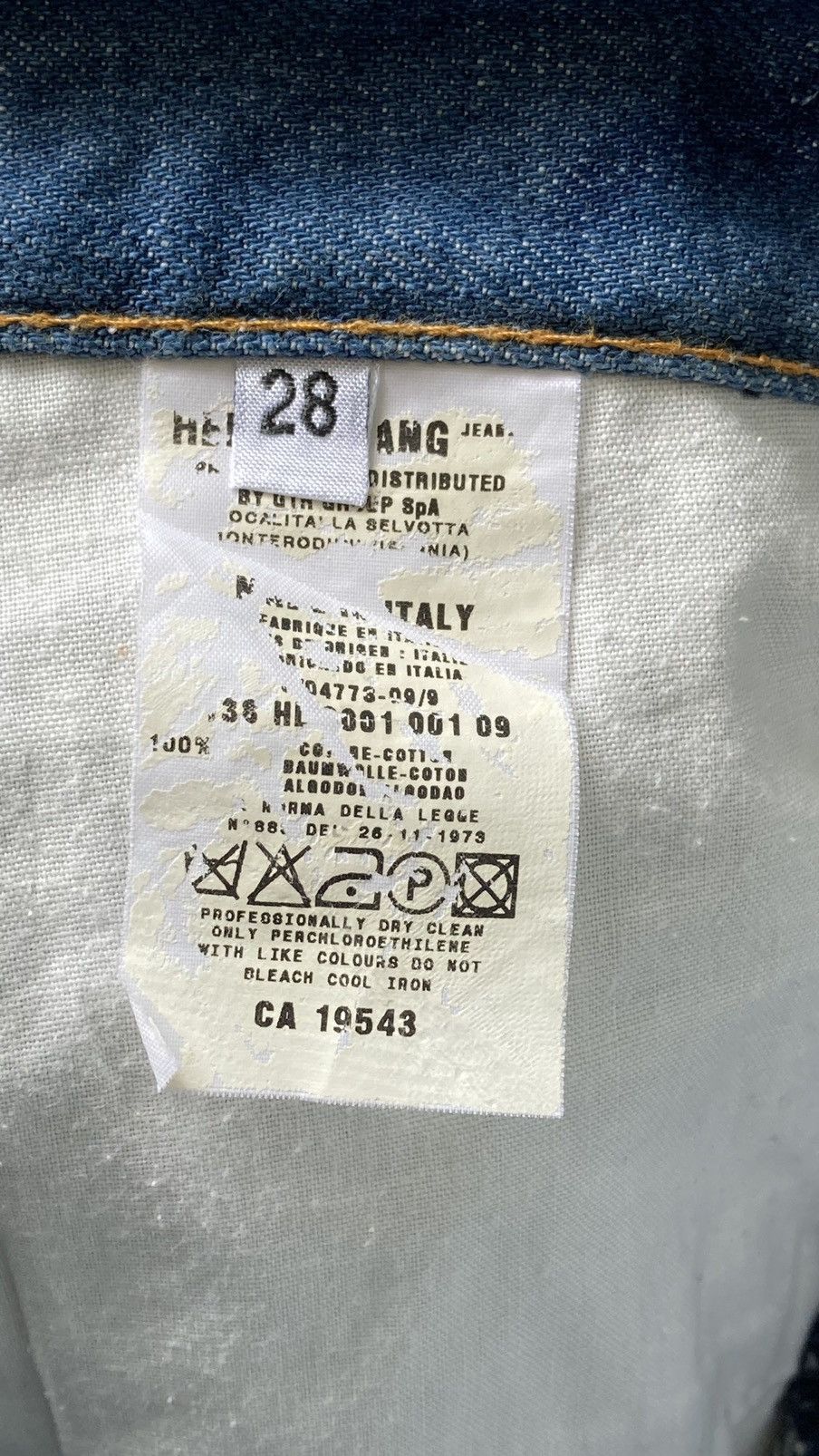 Helmut Lang NICE DISTRESSED HELMUT LANG JEANS Size US 30 / EU 46 - 10 Thumbnail