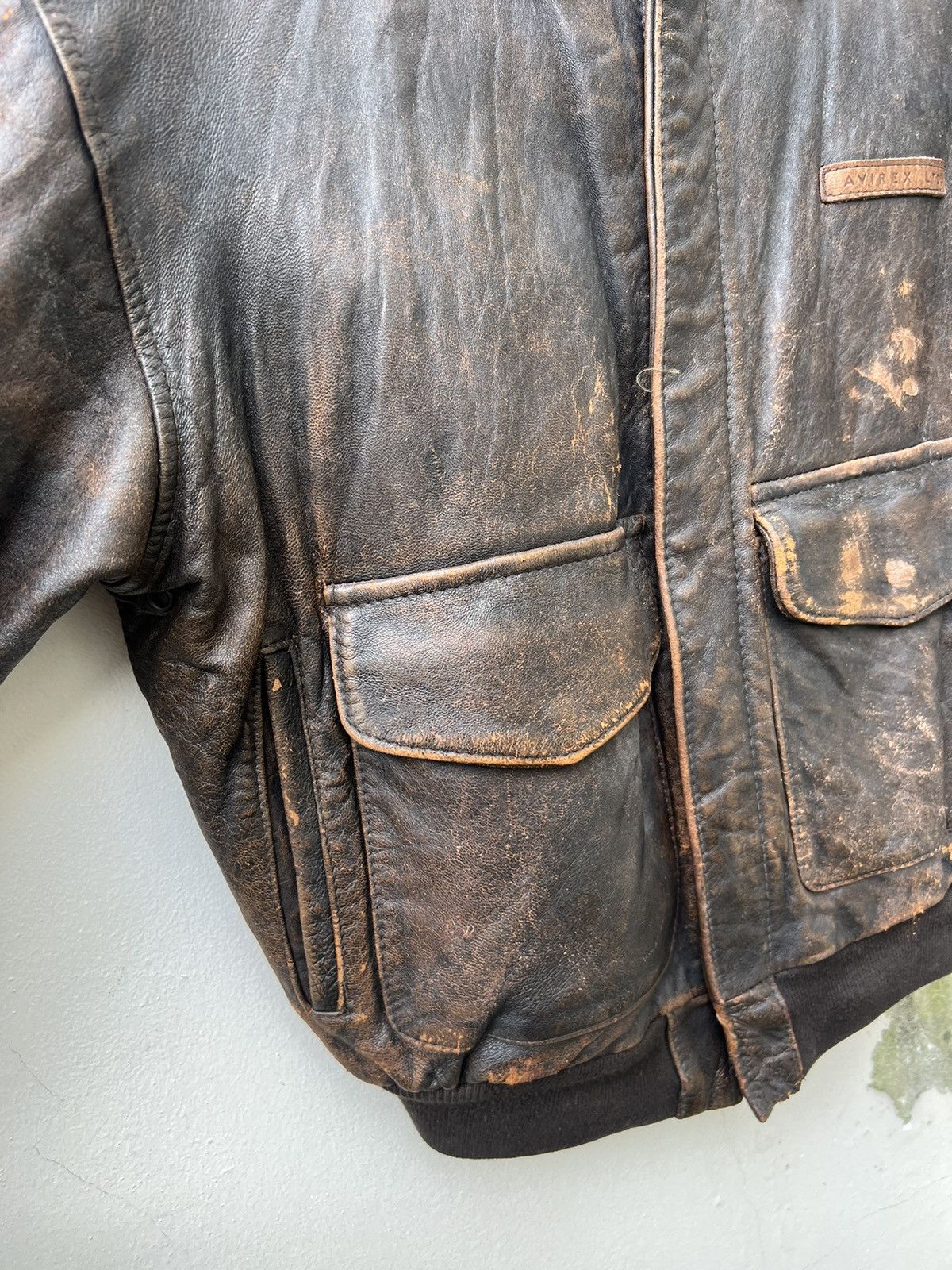 Avirex Trashed Vintage 1991 Avirex Pin-Up Girl A2 Leather Jacket Size US S / EU 44-46 / 1 - 18 Thumbnail