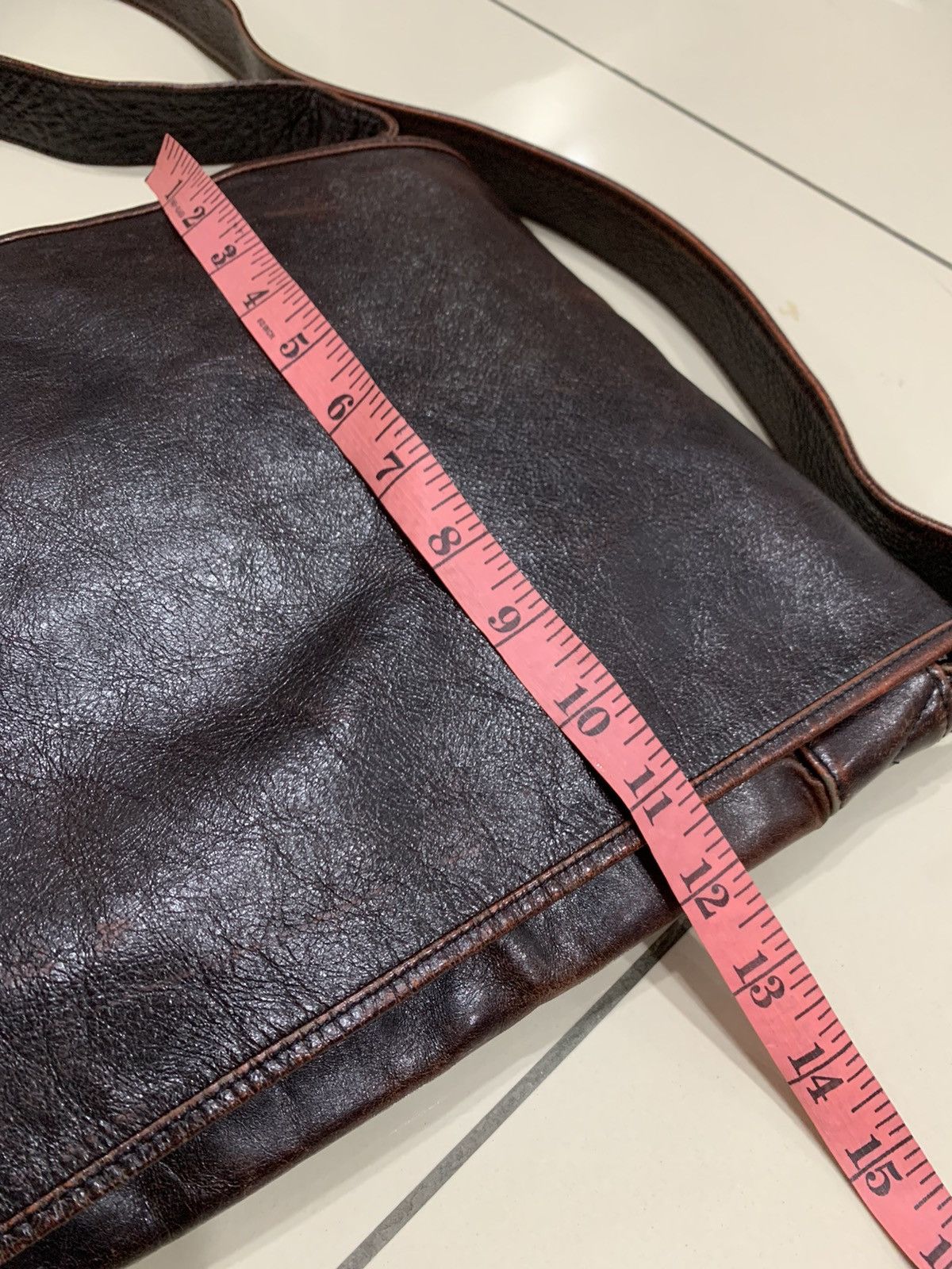 Masaki Matsushima MASAKI MATSUSHIMA ADJUSTABLE FULL LEATHER MESSENGER BAG Size ONE SIZE - 3 Thumbnail