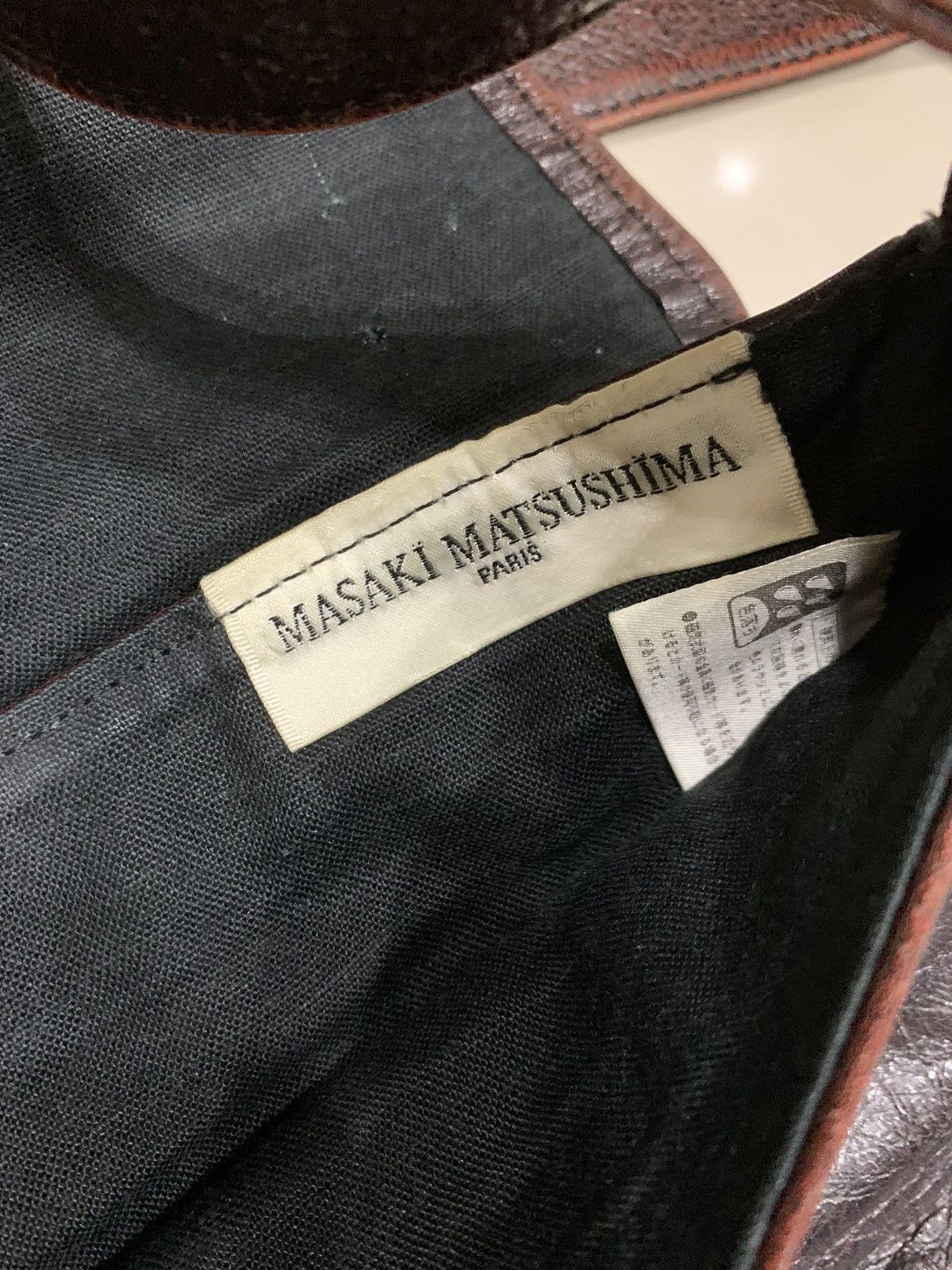 Masaki Matsushima MASAKI MATSUSHIMA ADJUSTABLE FULL LEATHER MESSENGER BAG Size ONE SIZE - 8 Thumbnail
