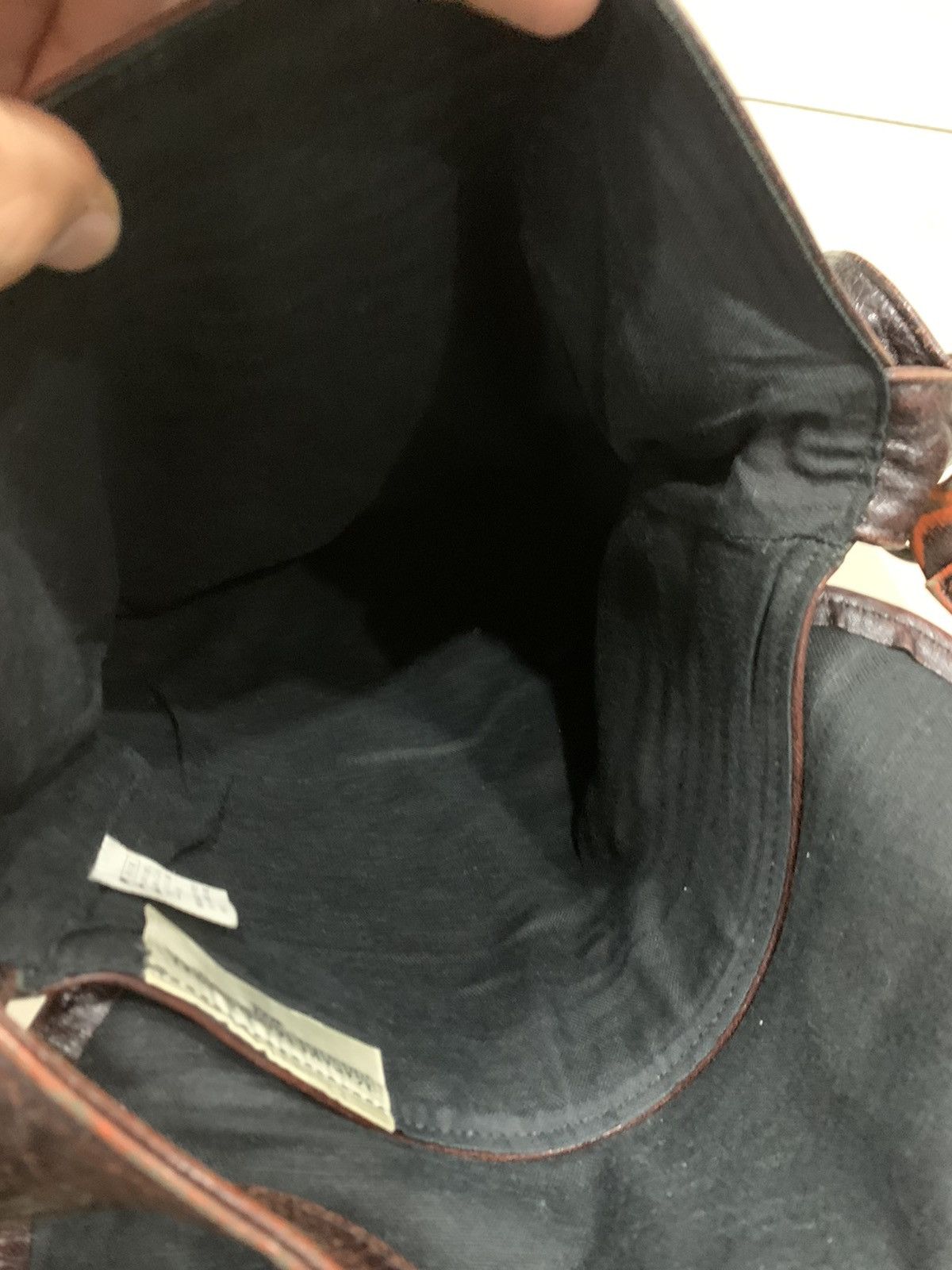 Masaki Matsushima MASAKI MATSUSHIMA ADJUSTABLE FULL LEATHER MESSENGER BAG Size ONE SIZE - 9 Thumbnail
