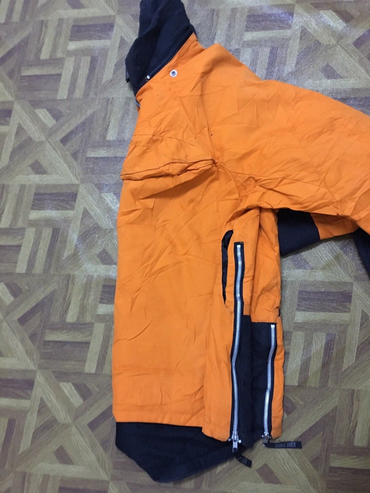 Vintage orange/ black jacket zipper Size US L / EU 52-54 / 3 - 6 Preview