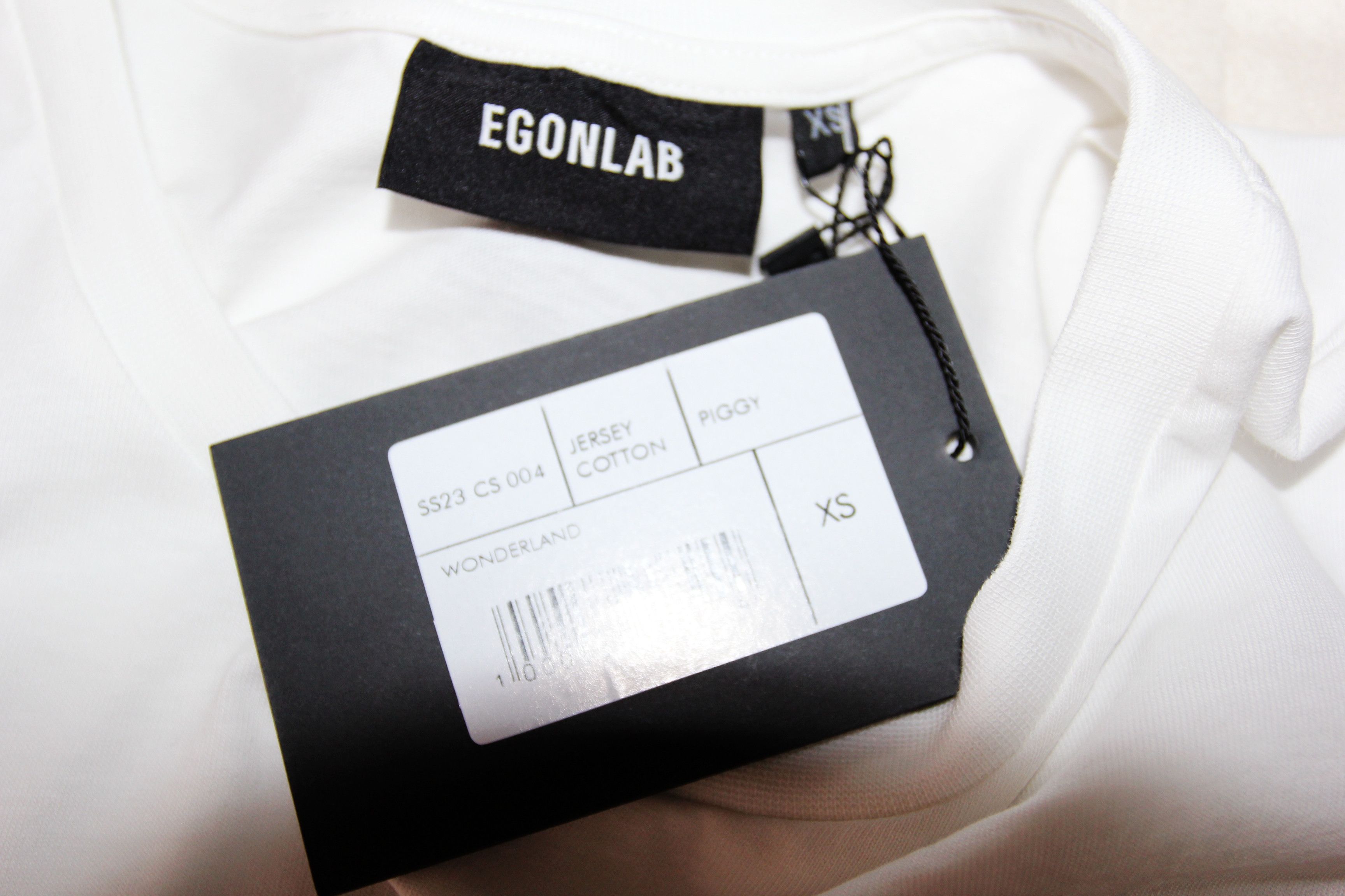 Egon Lab BNWT SS23 EGONLAB "WONDERLAND" PIGGY TSHIRT XS Size US XS / EU 42 / 0 - 8 Thumbnail