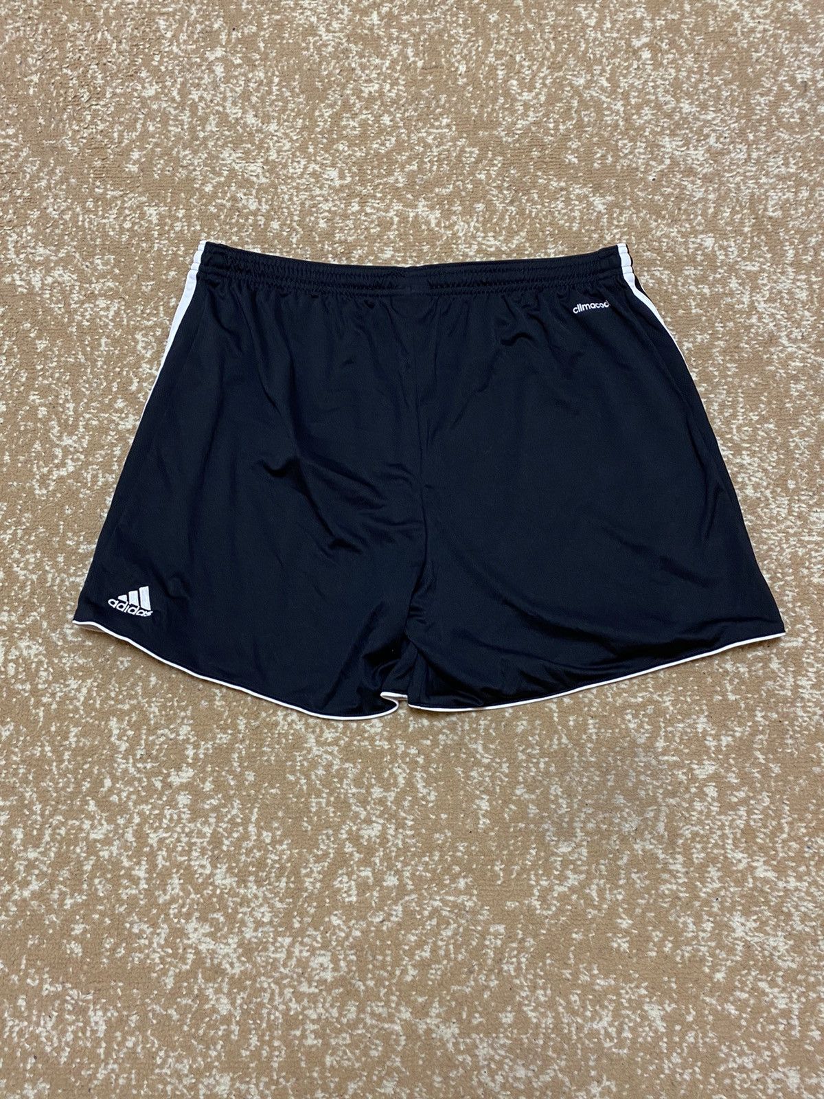 Adidas Vintage Adidas shorts streetwear y2k style casual size XL Size US 36 / EU 52 - 3 Thumbnail