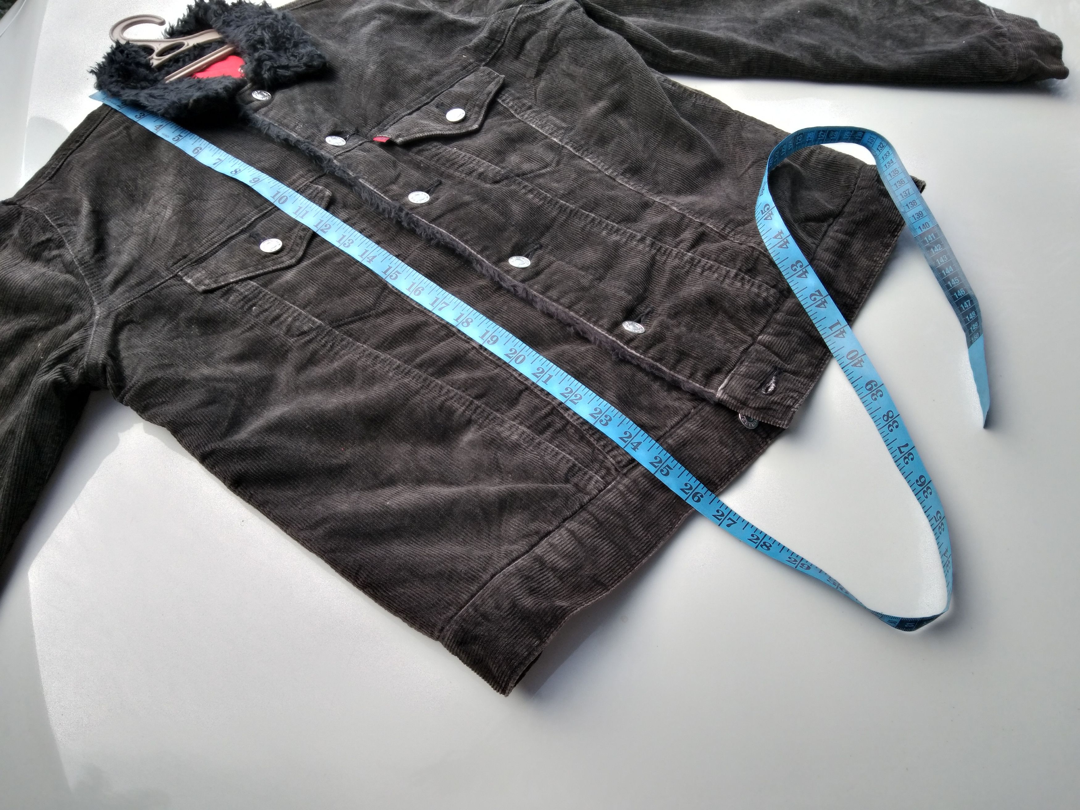 Edwin × Japanese Brand × Vintage EDWIN COLDUROY TRUCKER JACKET WITH FAUX FUR LINING Size US M / EU 48-50 / 2 - 18 Thumbnail