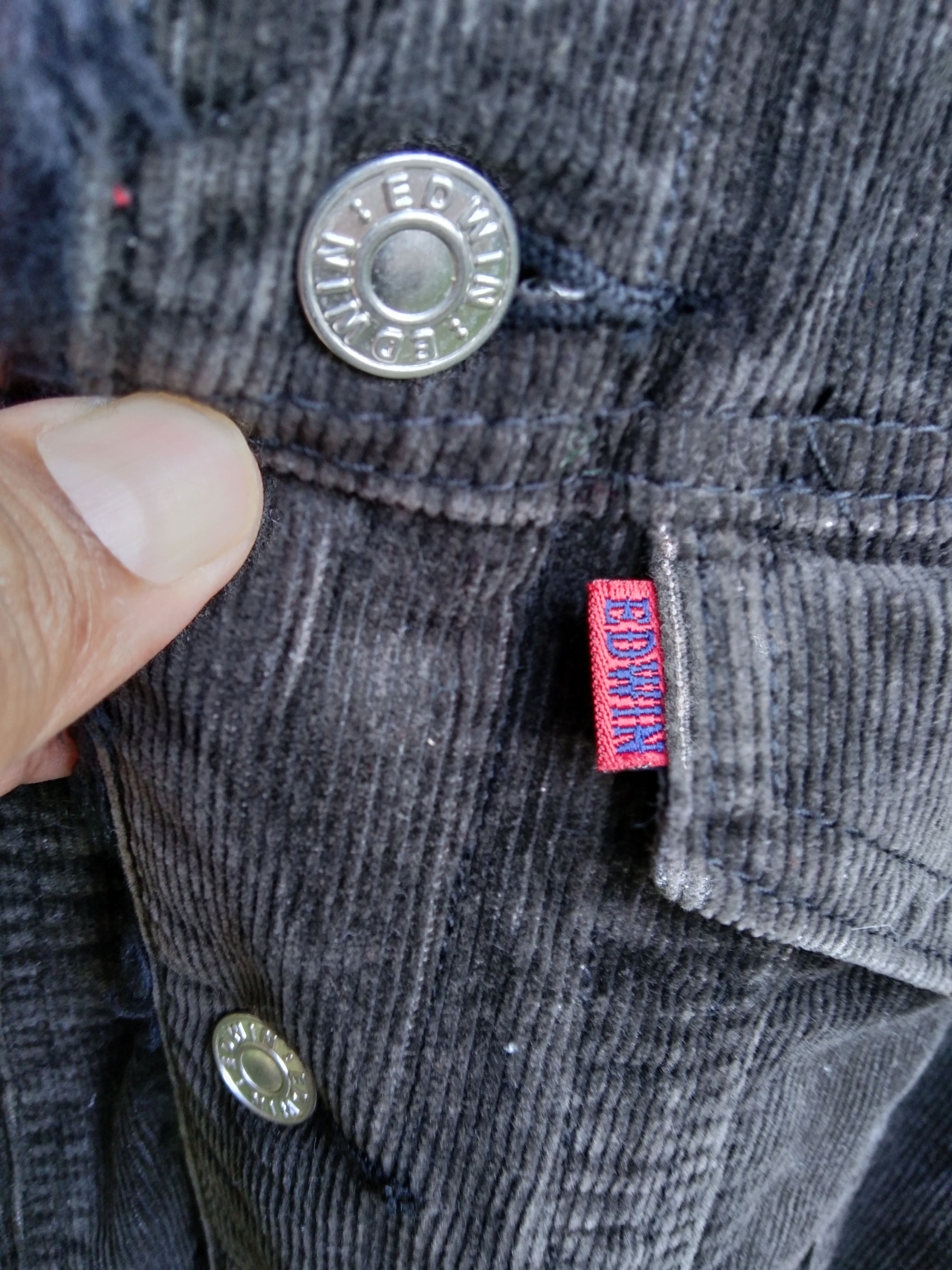 Edwin × Japanese Brand × Vintage EDWIN COLDUROY TRUCKER JACKET WITH FAUX FUR LINING Size US M / EU 48-50 / 2 - 13 Thumbnail
