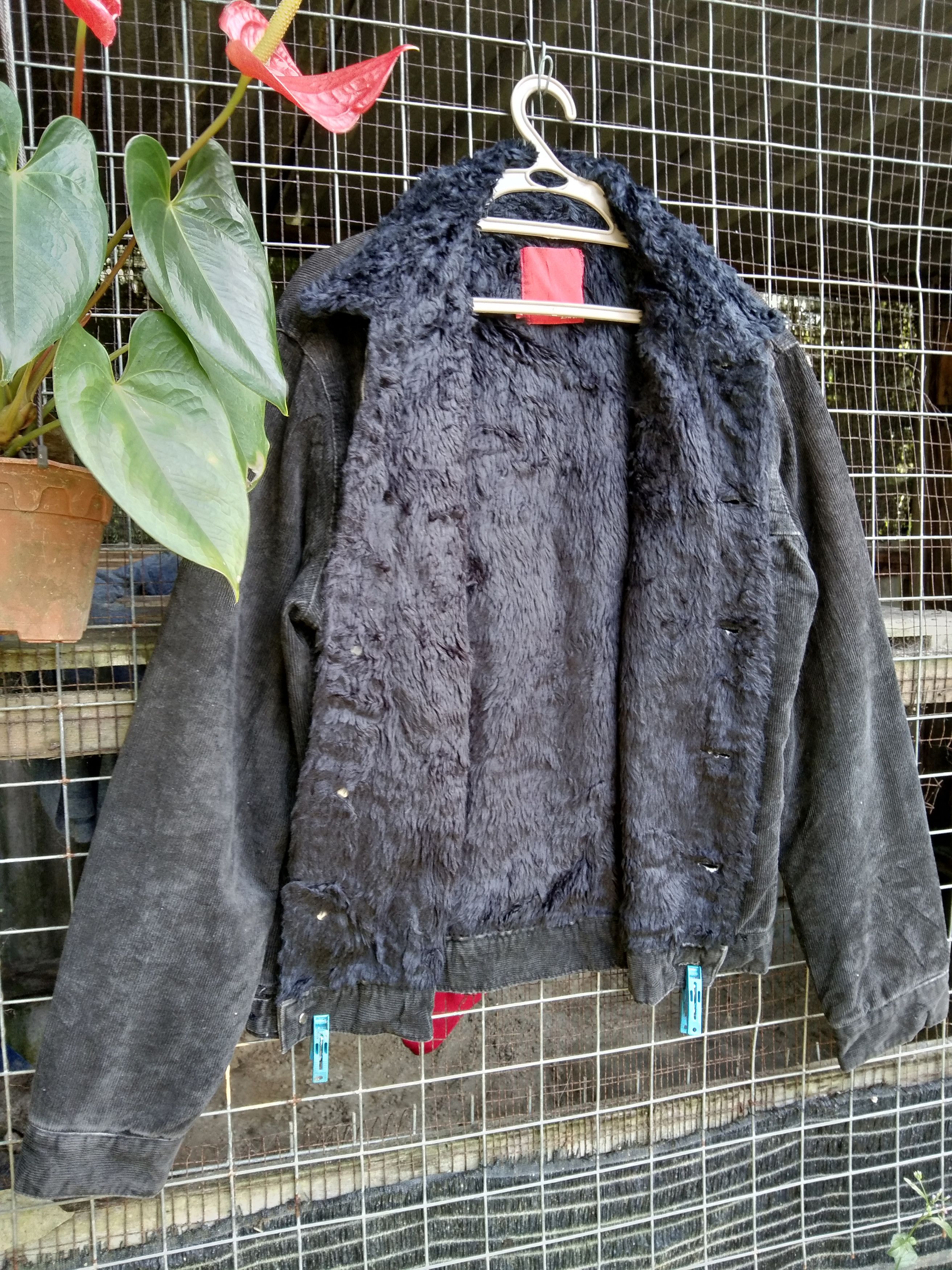 Edwin × Japanese Brand × Vintage EDWIN COLDUROY TRUCKER JACKET WITH FAUX FUR LINING Size US M / EU 48-50 / 2 - 8 Thumbnail