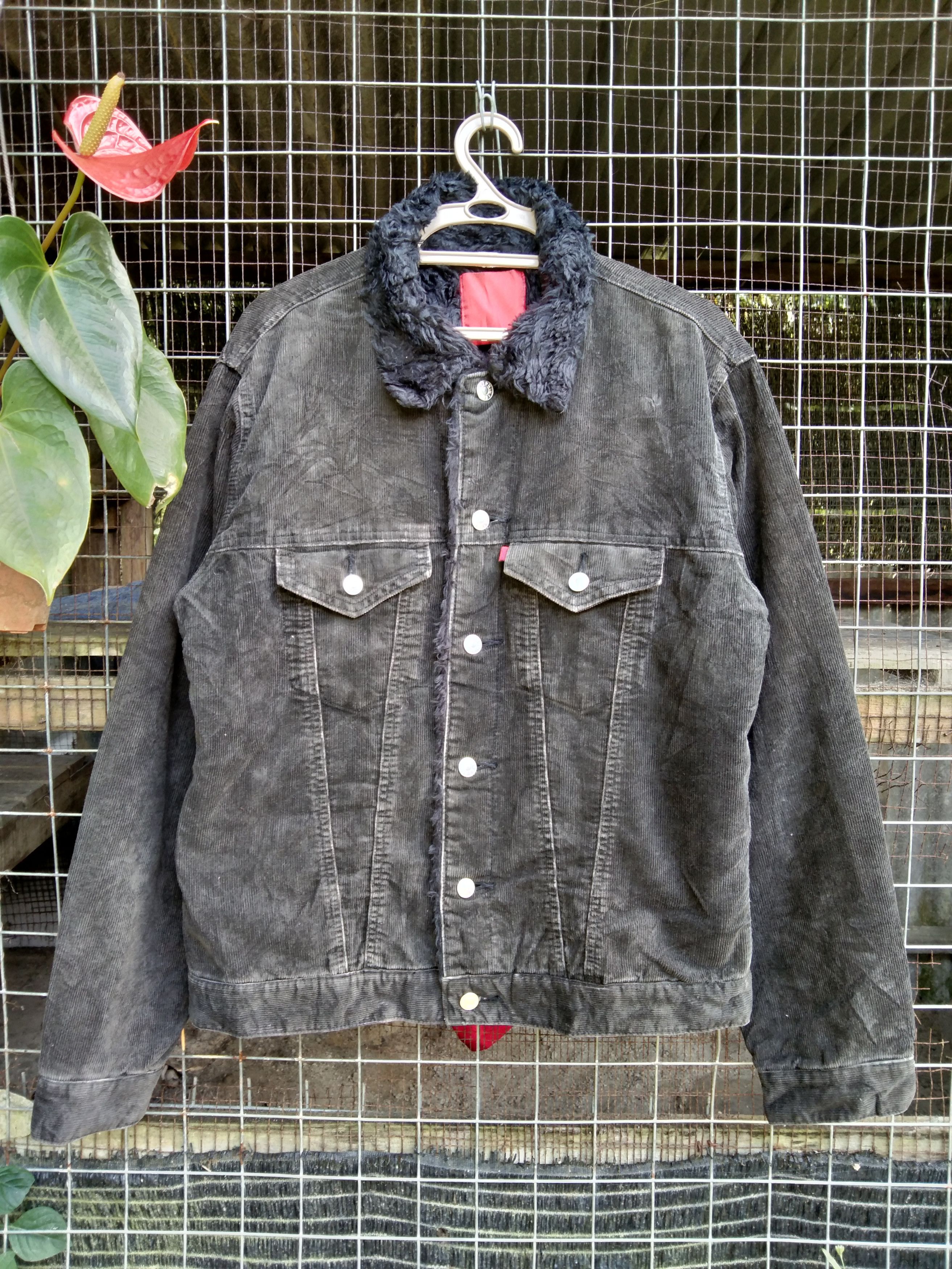 Edwin × Japanese Brand × Vintage EDWIN COLDUROY TRUCKER JACKET WITH FAUX FUR LINING Size US M / EU 48-50 / 2 - 1 Thumbnail