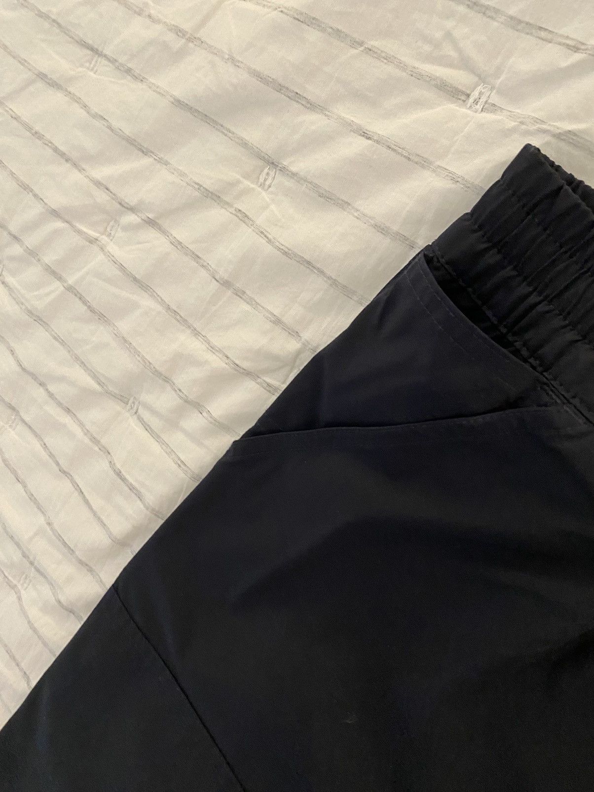 Carhartt Wip Carhartt WIP Montana Shorts NWT Size US 38 / EU 54 - 8 Thumbnail