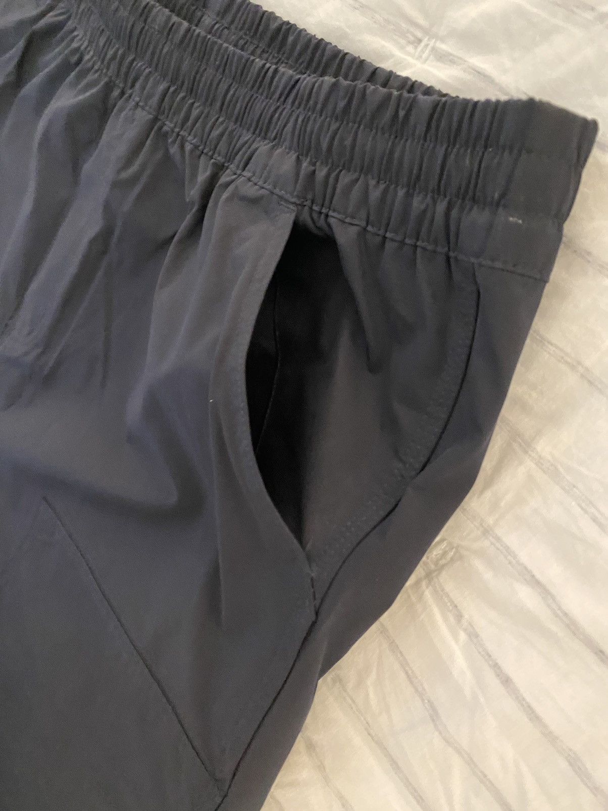 Carhartt Wip Carhartt WIP Montana Shorts NWT Size US 38 / EU 54 - 7 Thumbnail