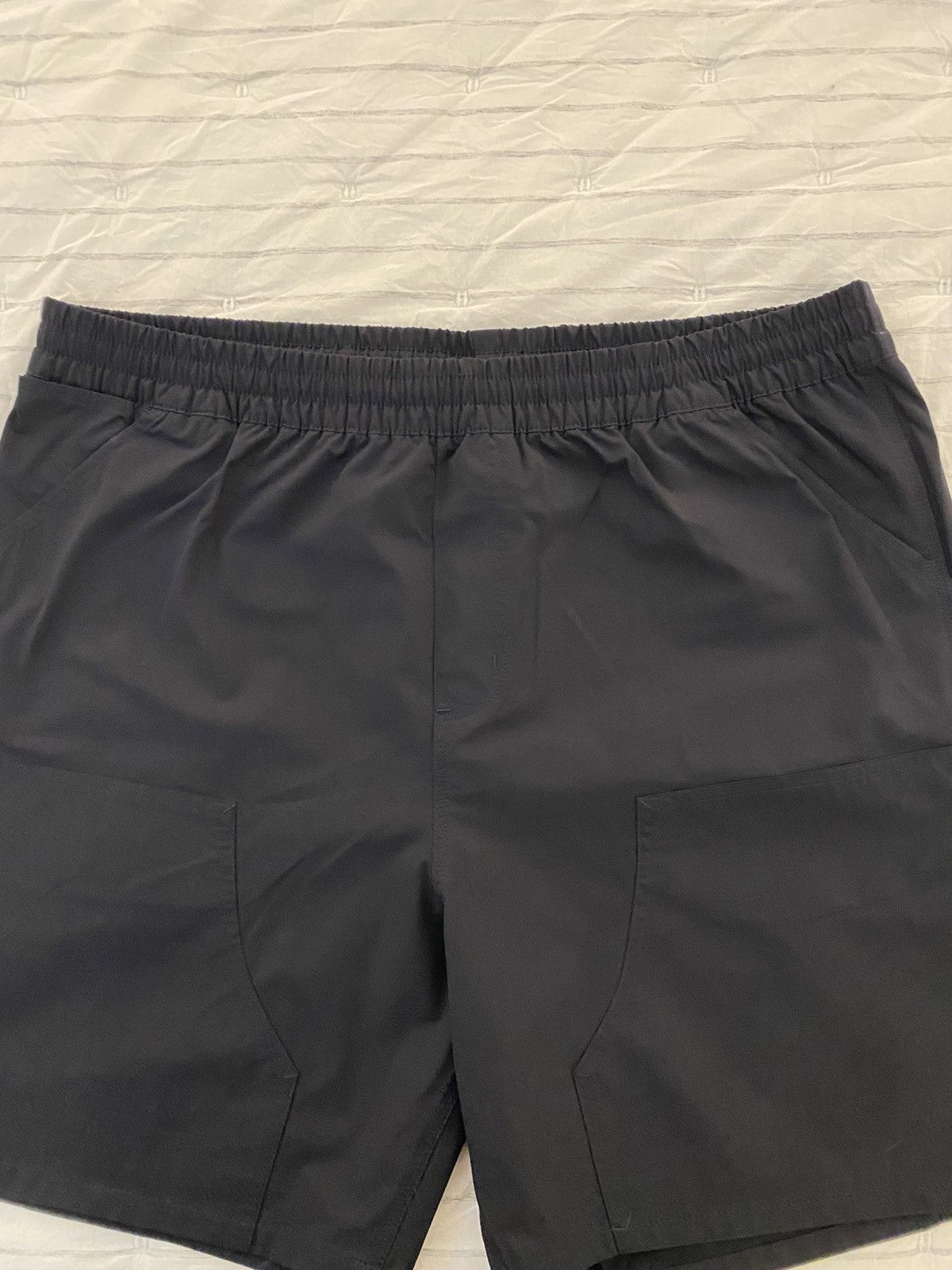 Carhartt Wip Carhartt WIP Montana Shorts NWT Size US 38 / EU 54 - 6 Thumbnail