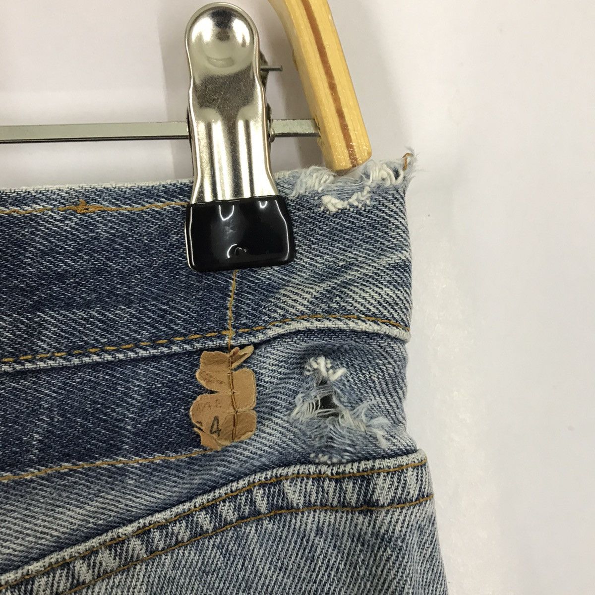 Levi's Vintage Clothing 90 Levi’s 501 Daicock koi Scales Custom Denim pants Size US 29 - 6 Thumbnail