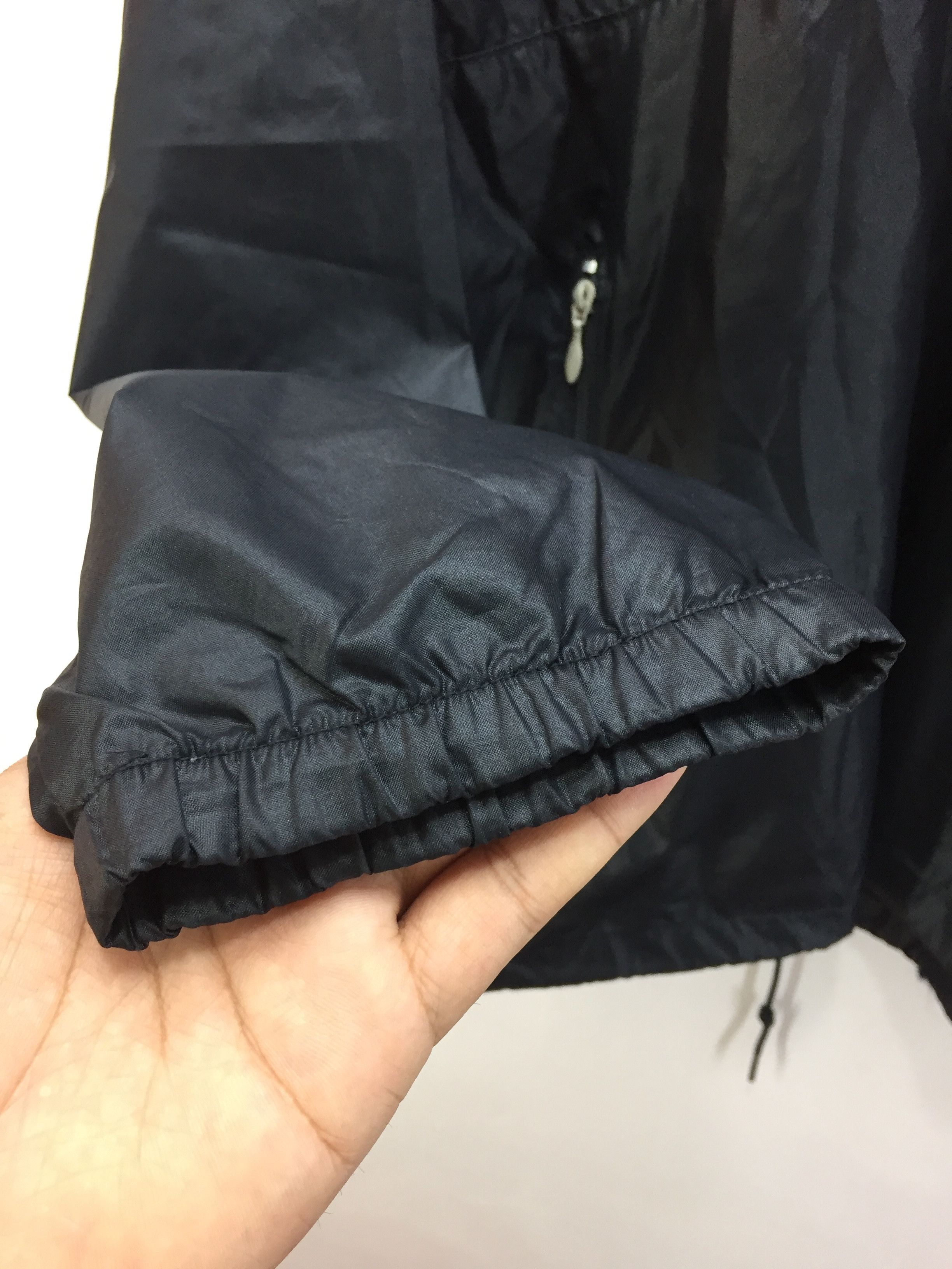 Levi's VINTAGE LEVIS NICE DESIGN NYLON WINDBREAKER JACKET Size US M / EU 48-50 / 2 - 8 Thumbnail