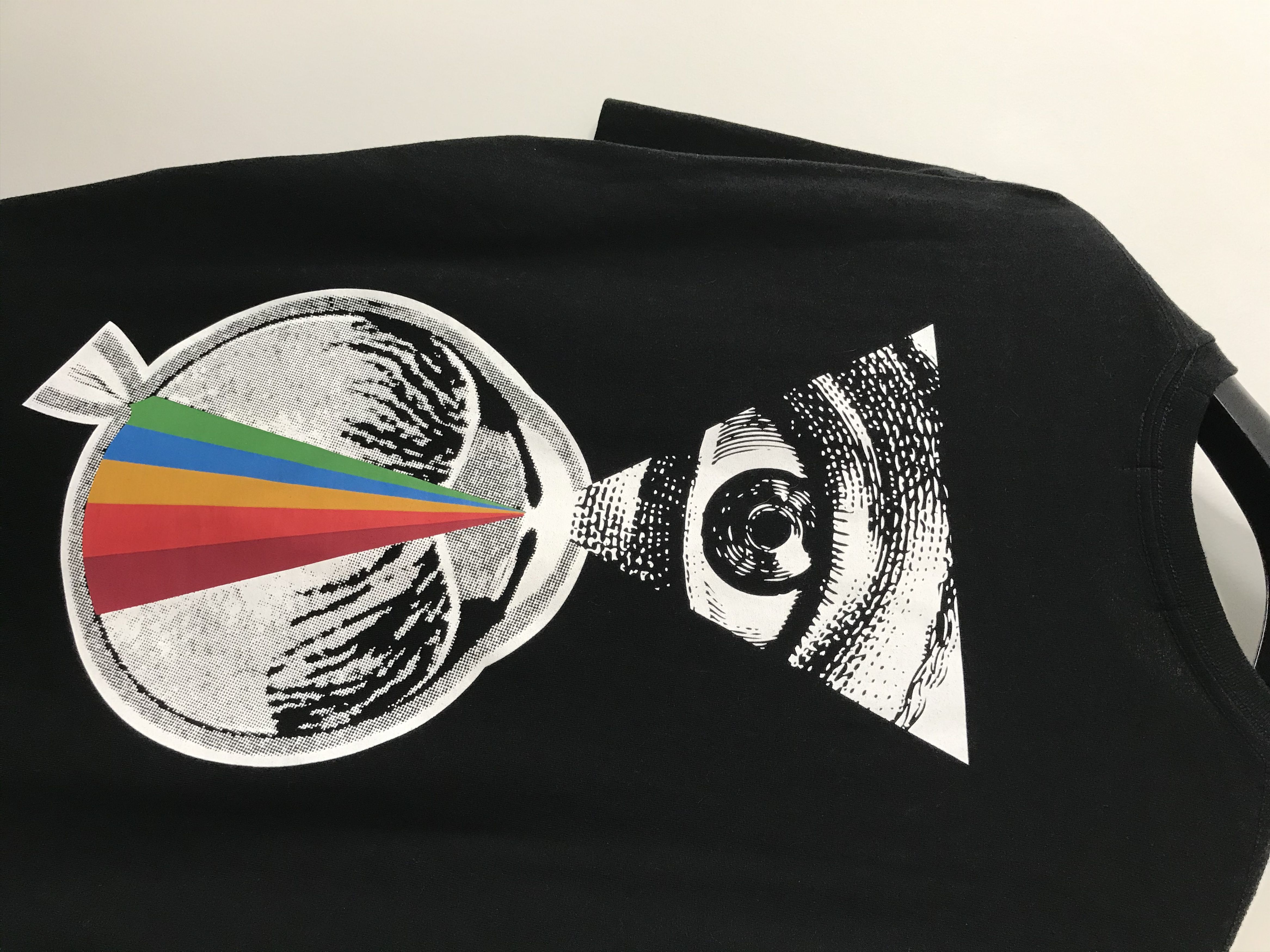 Pre-owned Jun Takahashi X Undercover Sz 2 Spiritual Noise Illuminati Spectrum Pyramid Eye Ss18 In Black