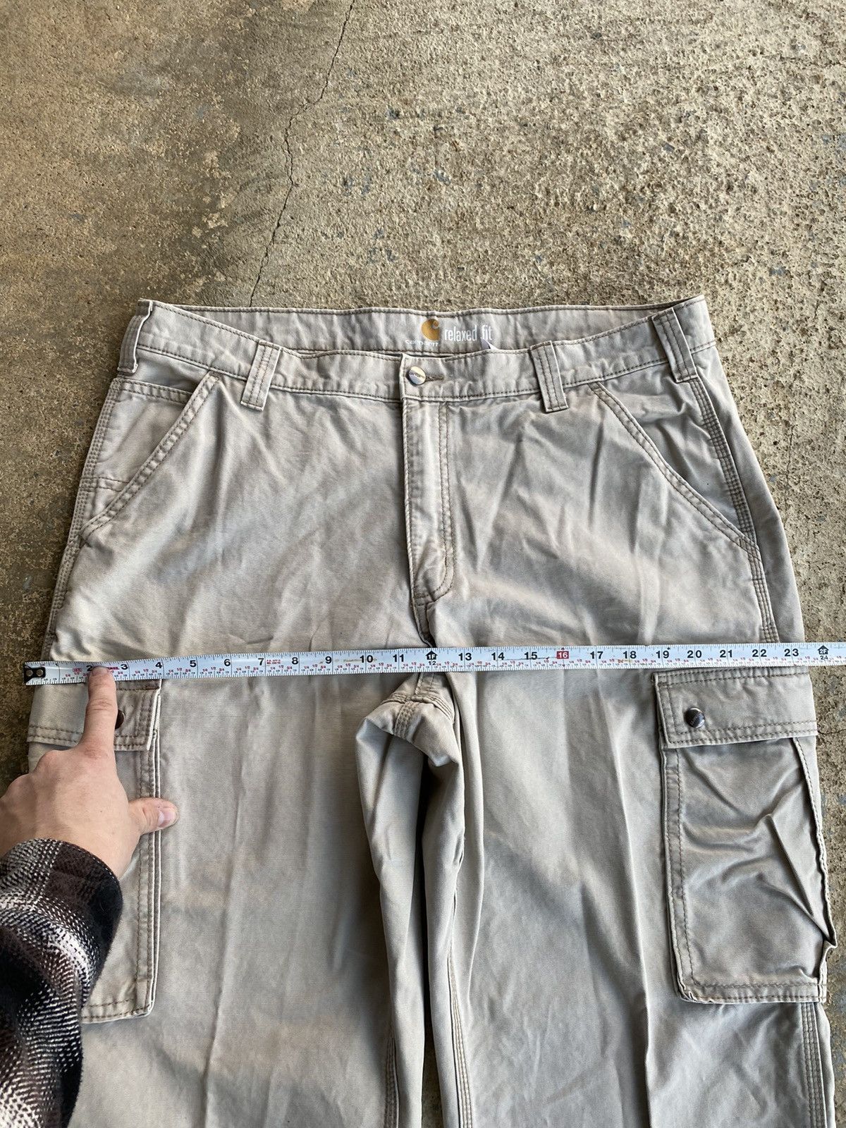 Carhartt × Vintage Vintage Y2K Carhartt Cargo Tan Work Wear Pants Size US 38 / EU 54 - 9 Thumbnail