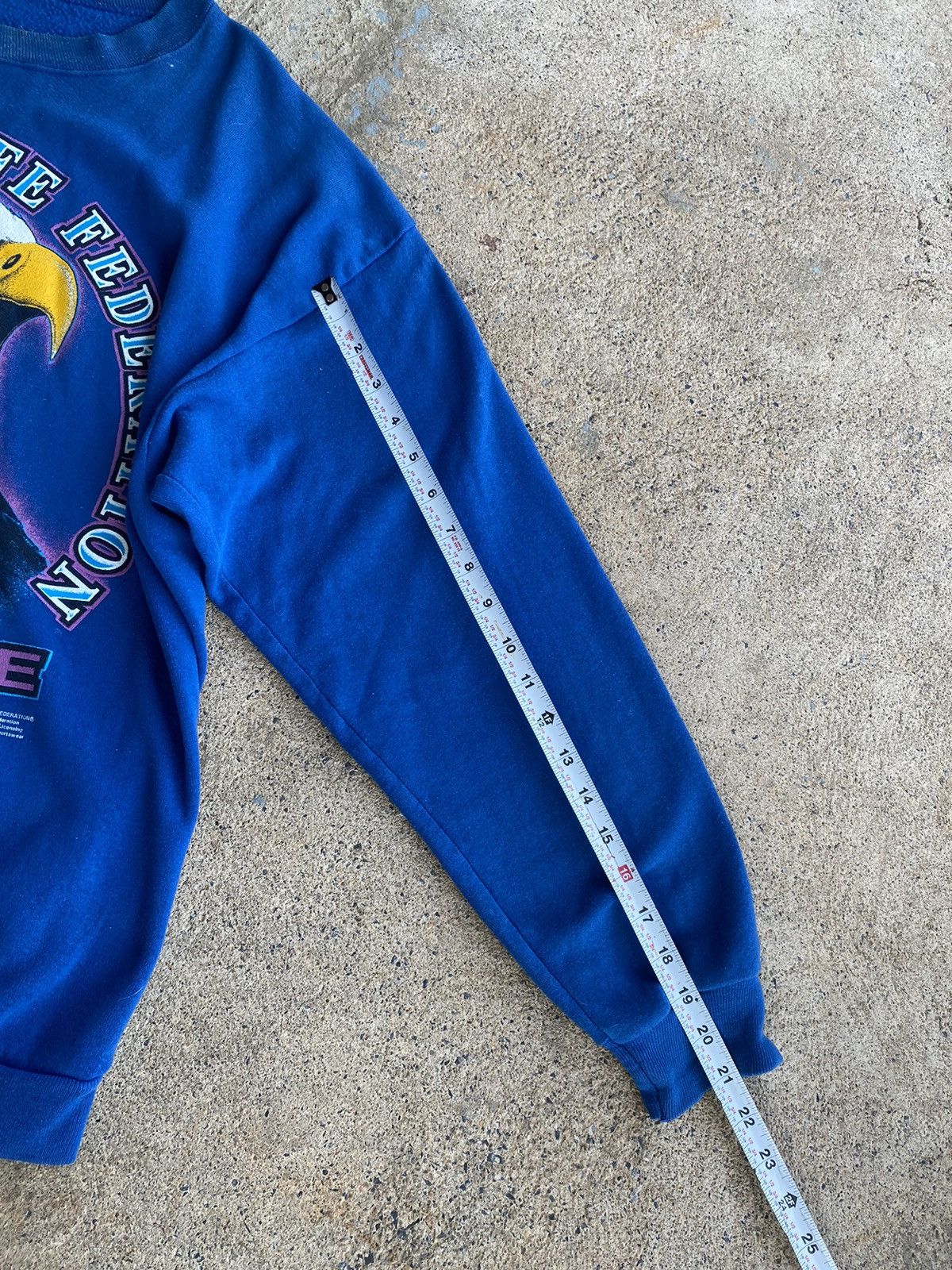 Vintage Vintage 90’s Bald Eagle Nature Wildlife Sweatshirt Size US L / EU 52-54 / 3 - 13 Thumbnail