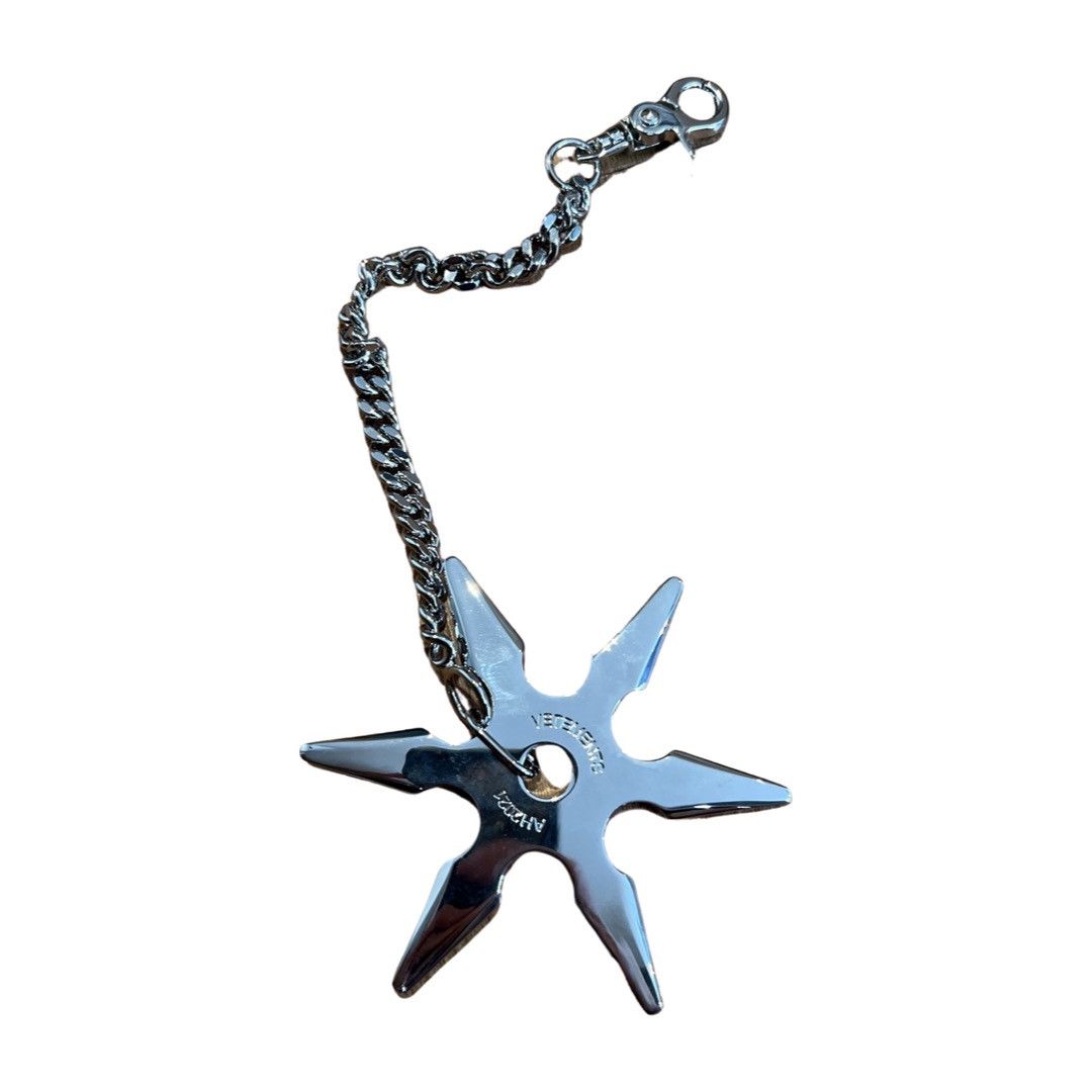 image of Vetements Star Key Chain in Silver, Men's