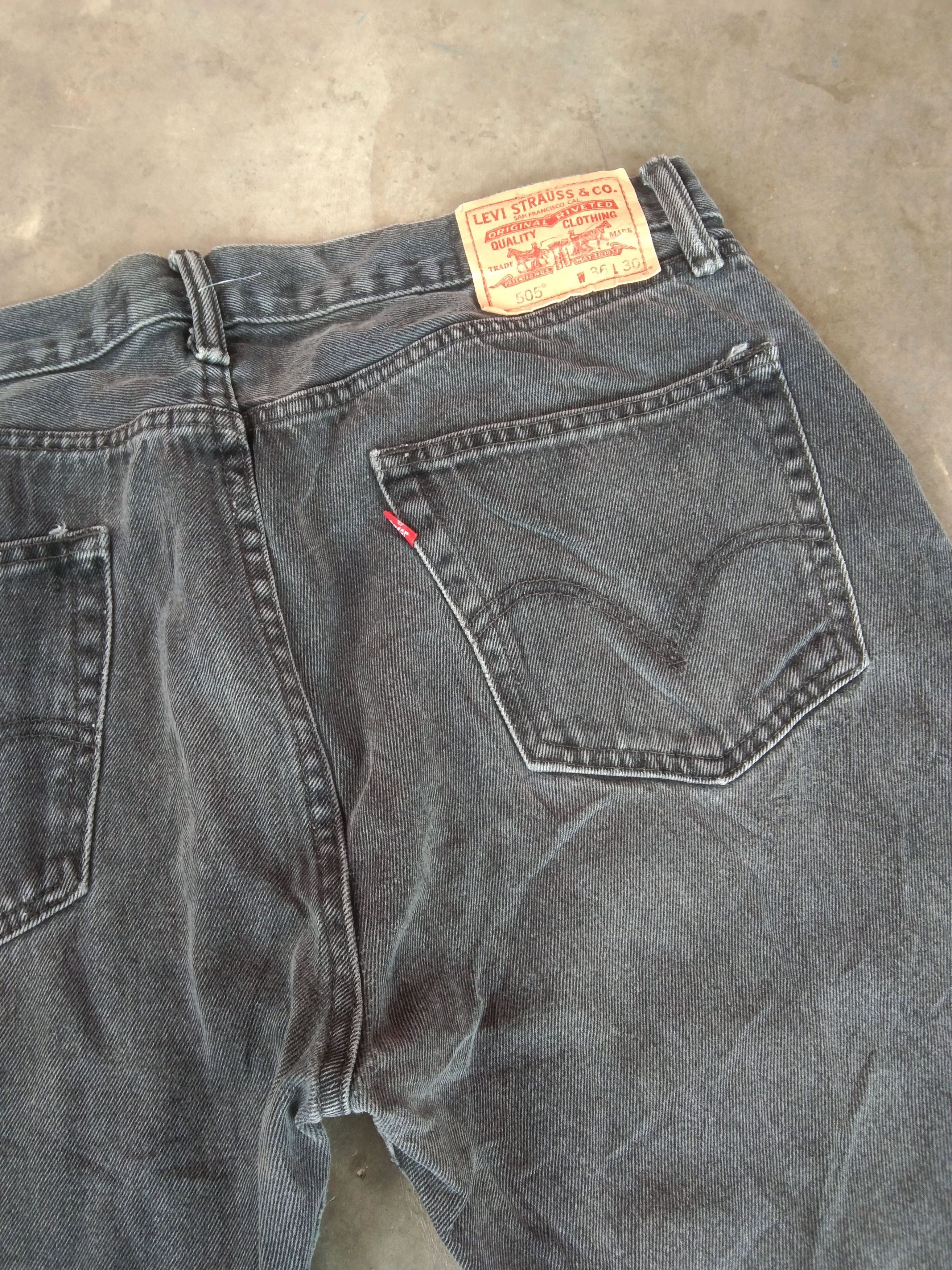 Levi's Vintage Levi's Jeans 505 Faded Black Straight Leg 36x30 Size US 36 / EU 52 - 4 Thumbnail