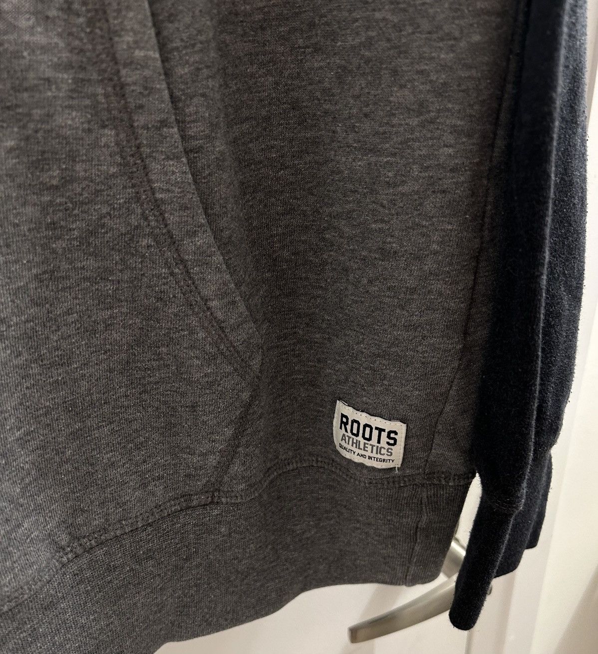Roots Roots Canada Mens Dark Grey Hoodie/Sweater - Size S Size US S / EU 44-46 / 1 - 7 Thumbnail