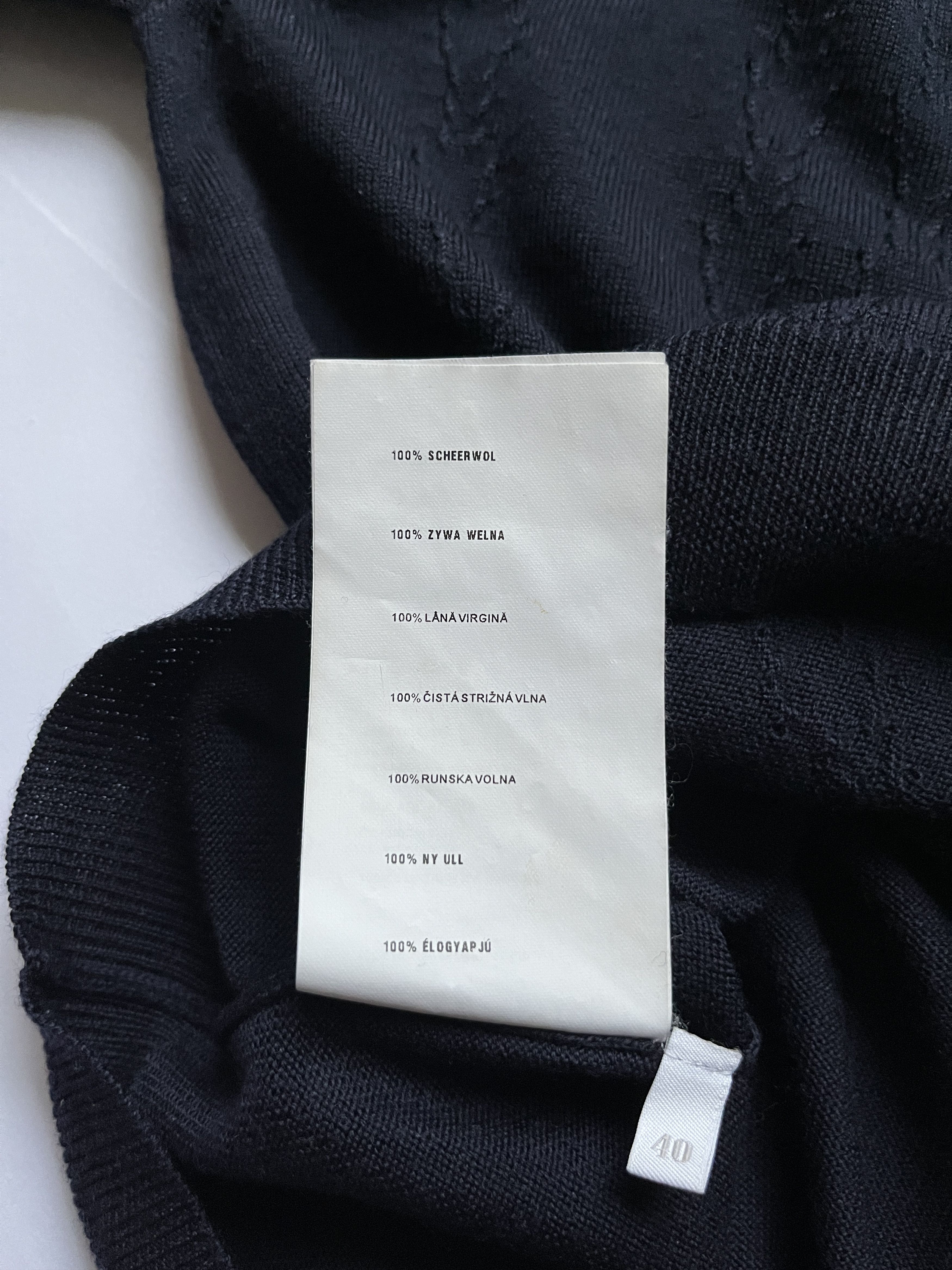 Miu Miu ⚡️QUICK SALE⚡️Miu Miu Navy Round-neck Cardigan Size S / US 4 / IT 40 - 6 Thumbnail