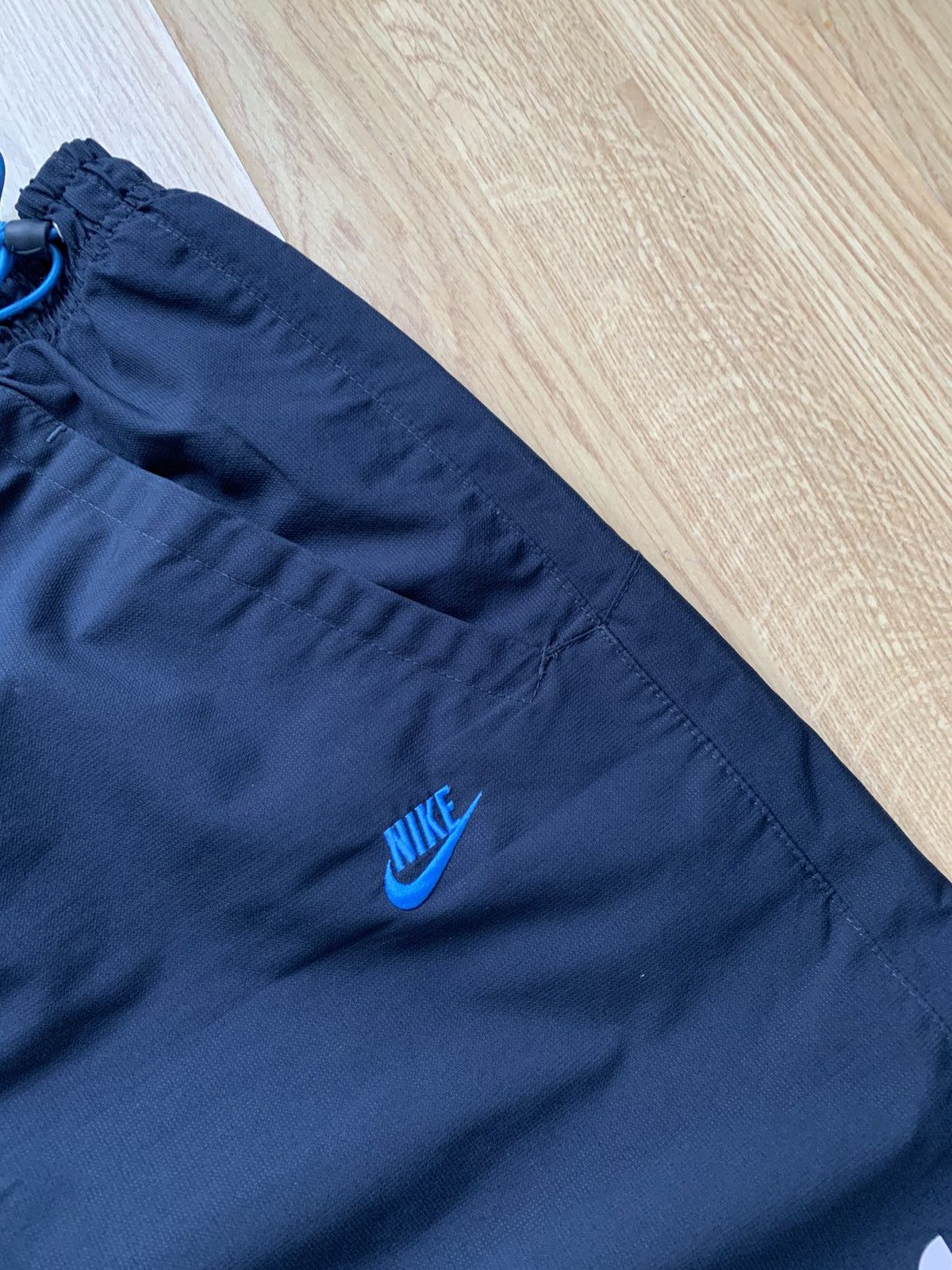 Nike × Vintage Vintage y2k Nike Navy Track Pants Swoosh Drill Nike Air Size US 32 / EU 48 - 5 Thumbnail