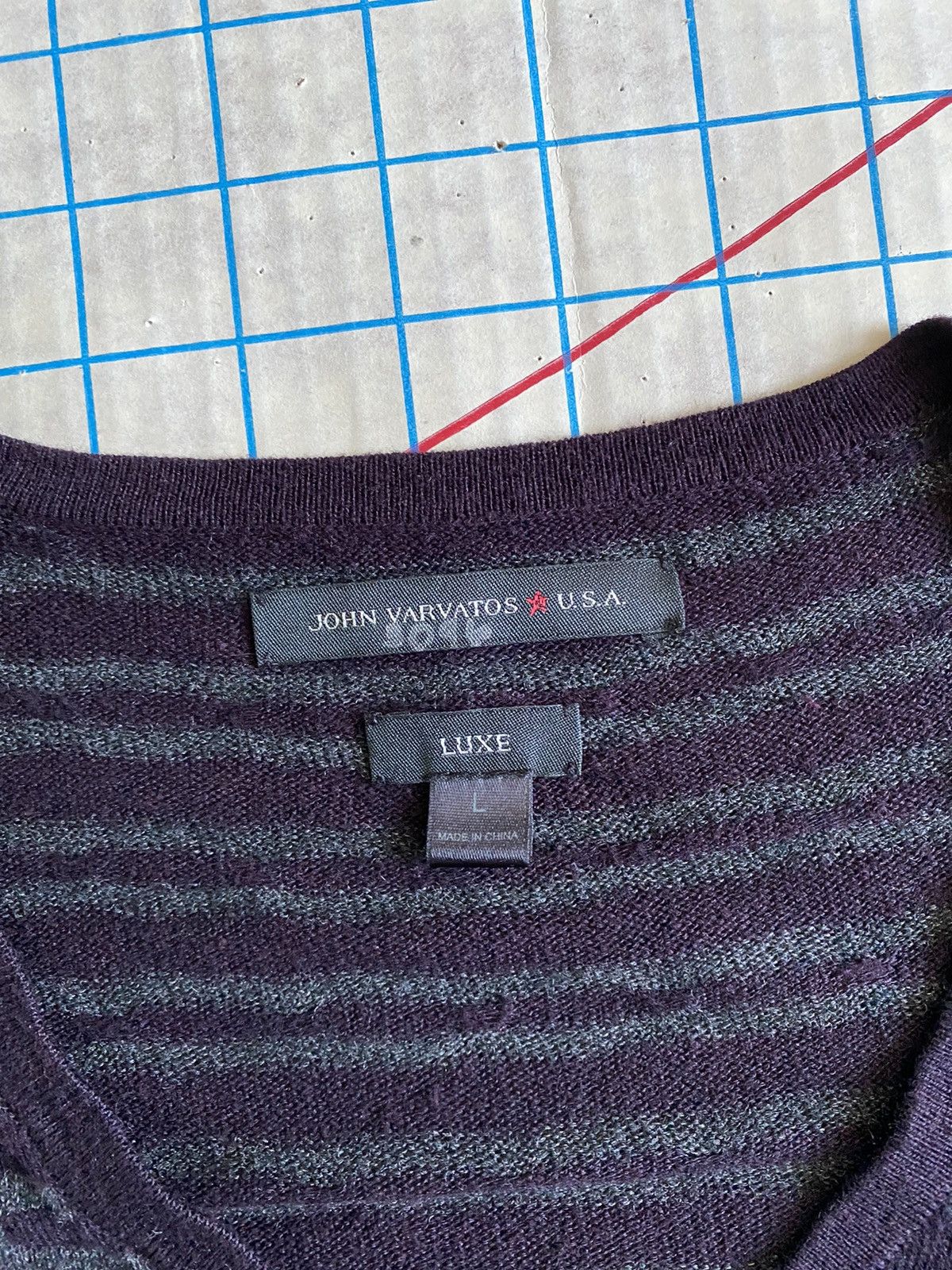 John Varvatos John Varvatos USA Luxe V Neck Sweater Size Large Size US L / EU 52-54 / 3 - 5 Thumbnail