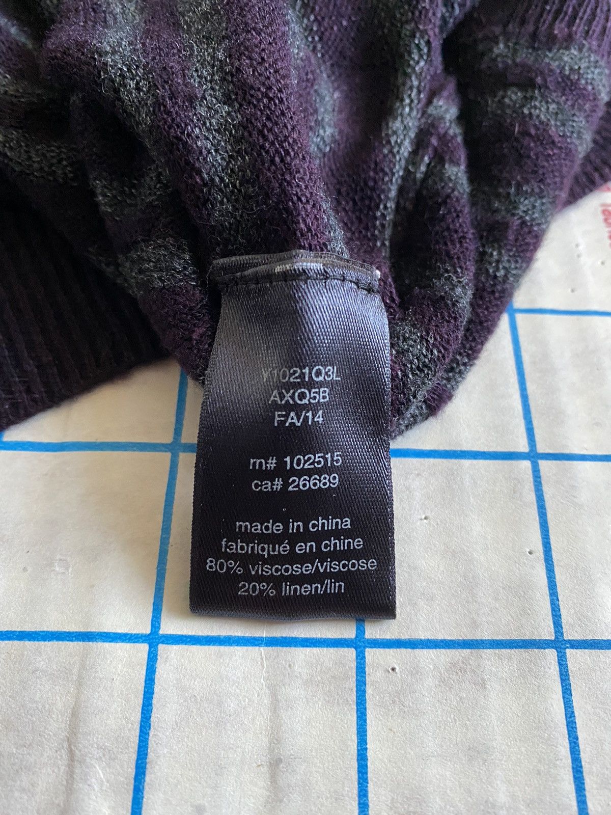 John Varvatos John Varvatos USA Luxe V Neck Sweater Size Large Size US L / EU 52-54 / 3 - 8 Thumbnail