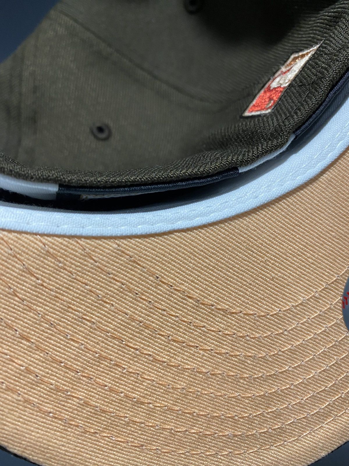 MLB Sz 7 - Philadelphia Phillies New Era Fitted Size ONE SIZE - 6 Thumbnail
