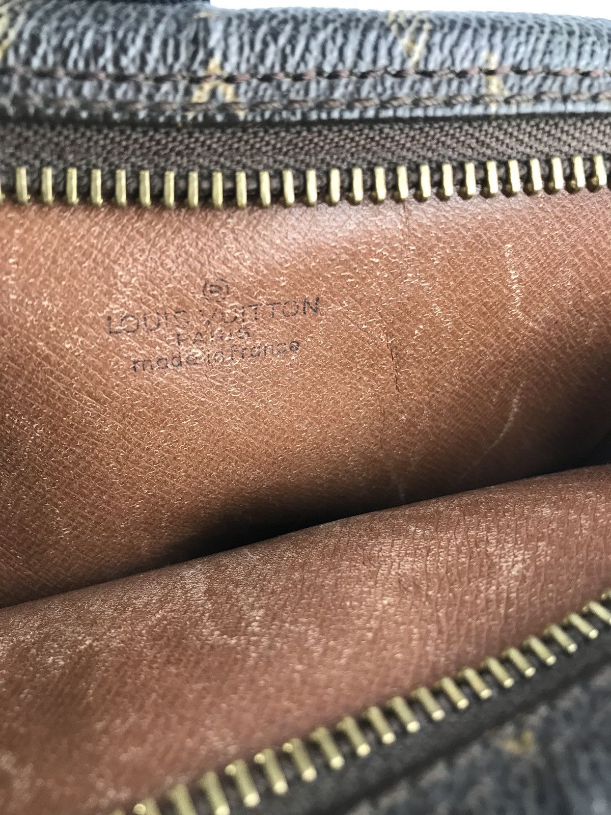 Louis Vuitton Authentic Louis Vuitton Amazon Cross body#6 Size ONE SIZE - 20 Thumbnail