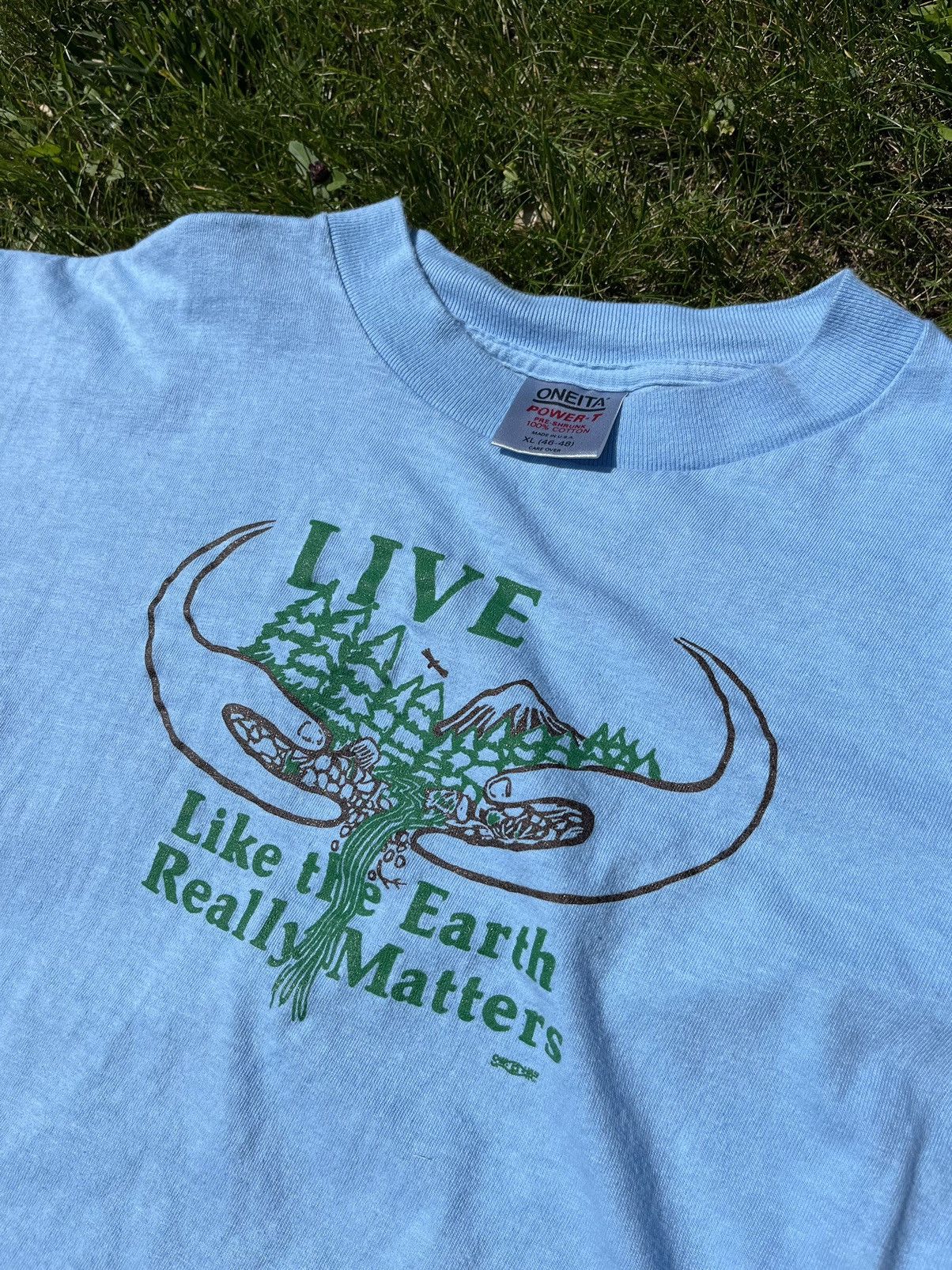 Vintage Vintage Earth Tee shirt Size US XL / EU 56 / 4 - 2 Thumbnail