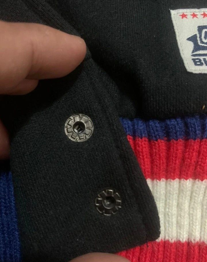 Vintage Rare Varsity Blue Moon vintage dept since 1993 Size US L / EU 52-54 / 3 - 9 Thumbnail