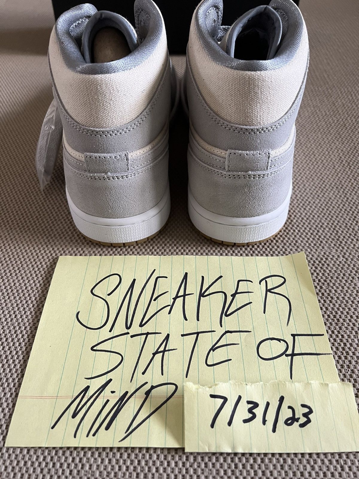 Jordan Brand × Nike BRAND NEW JORDAN 1 COCONUT MILK SIZE: 8.5 FAST SHIPPING Size US 8.5 / EU 41-42 - 4 Thumbnail