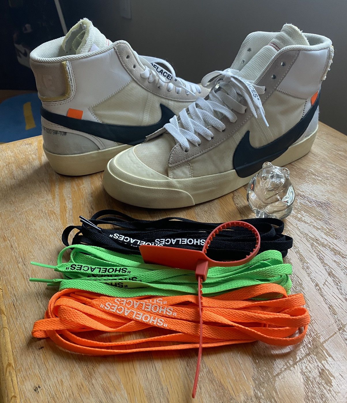 Nike blazer off white prix hotsell