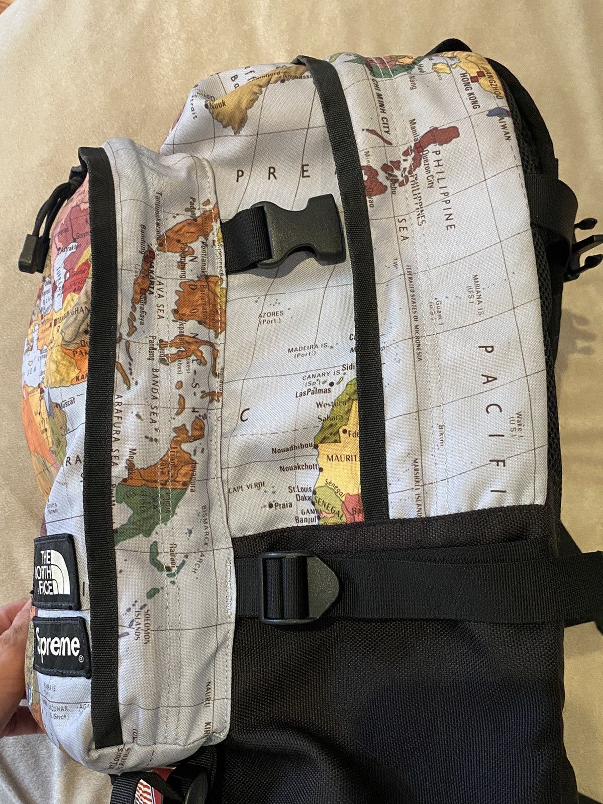 Supreme × The North Face Supreme The North Face Expedition Maps Backpack Rare Size ONE SIZE - 16 Thumbnail